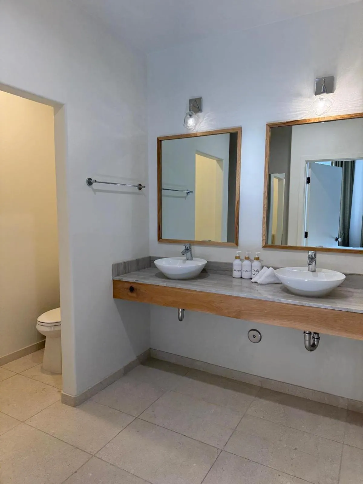 Bathroom in Unicorn Zebra