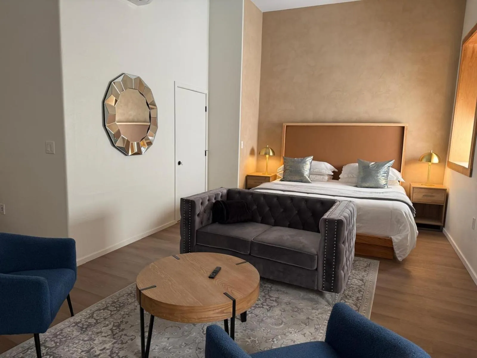 Living room, Bed in Unicorn Zebra