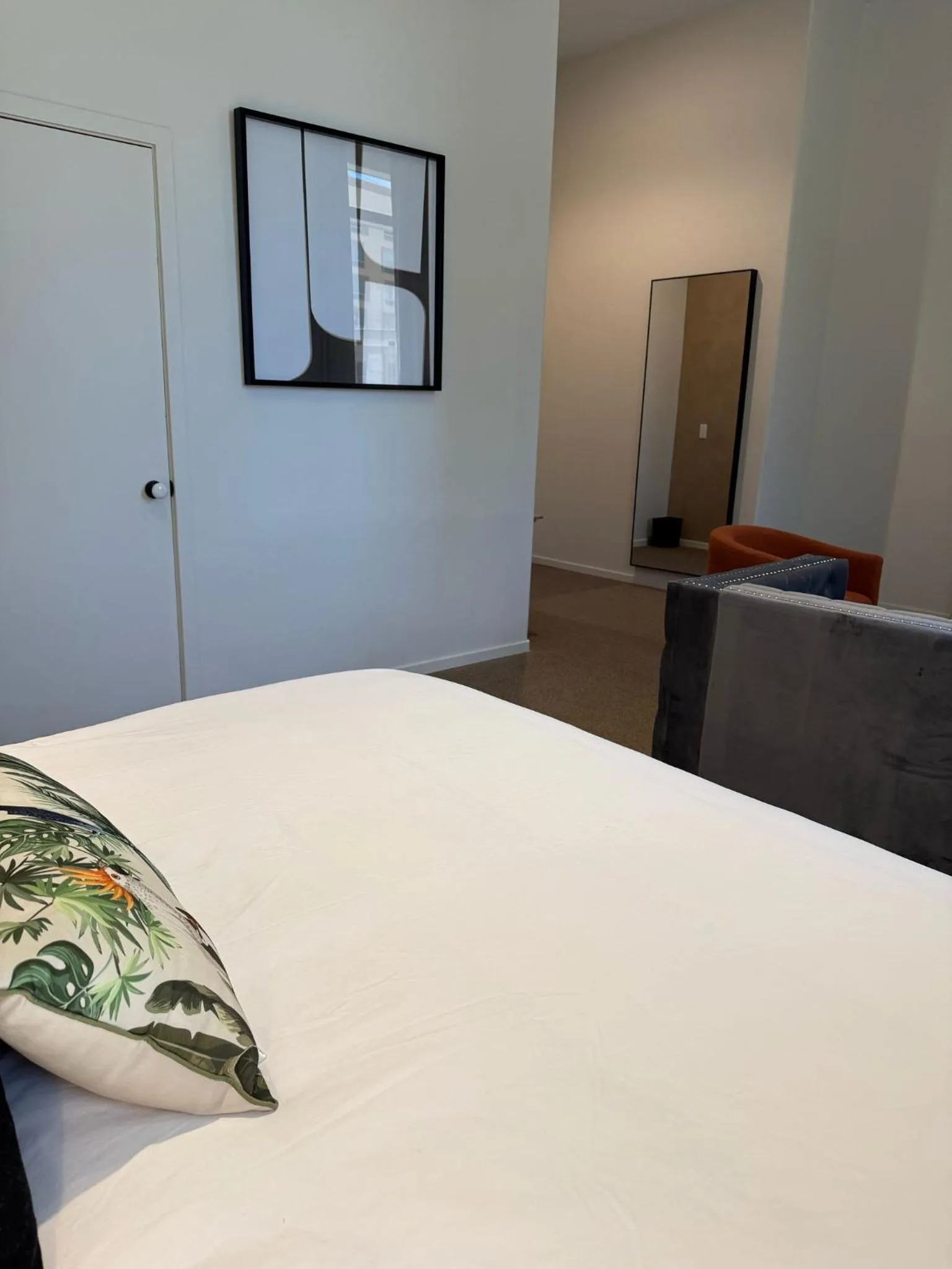 Photo of the whole room, Bed in Unicorn Zebra