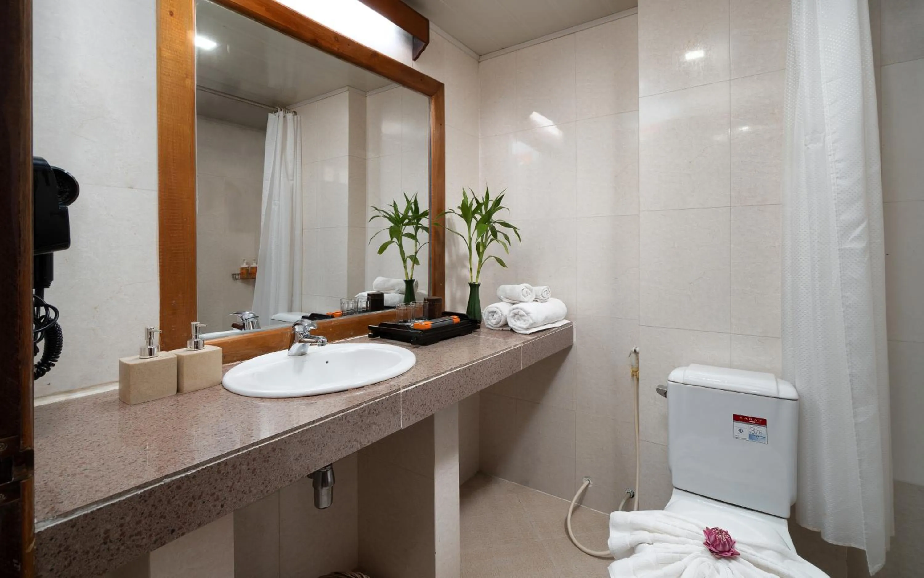 Toilet in Siem Reap Center Hotel