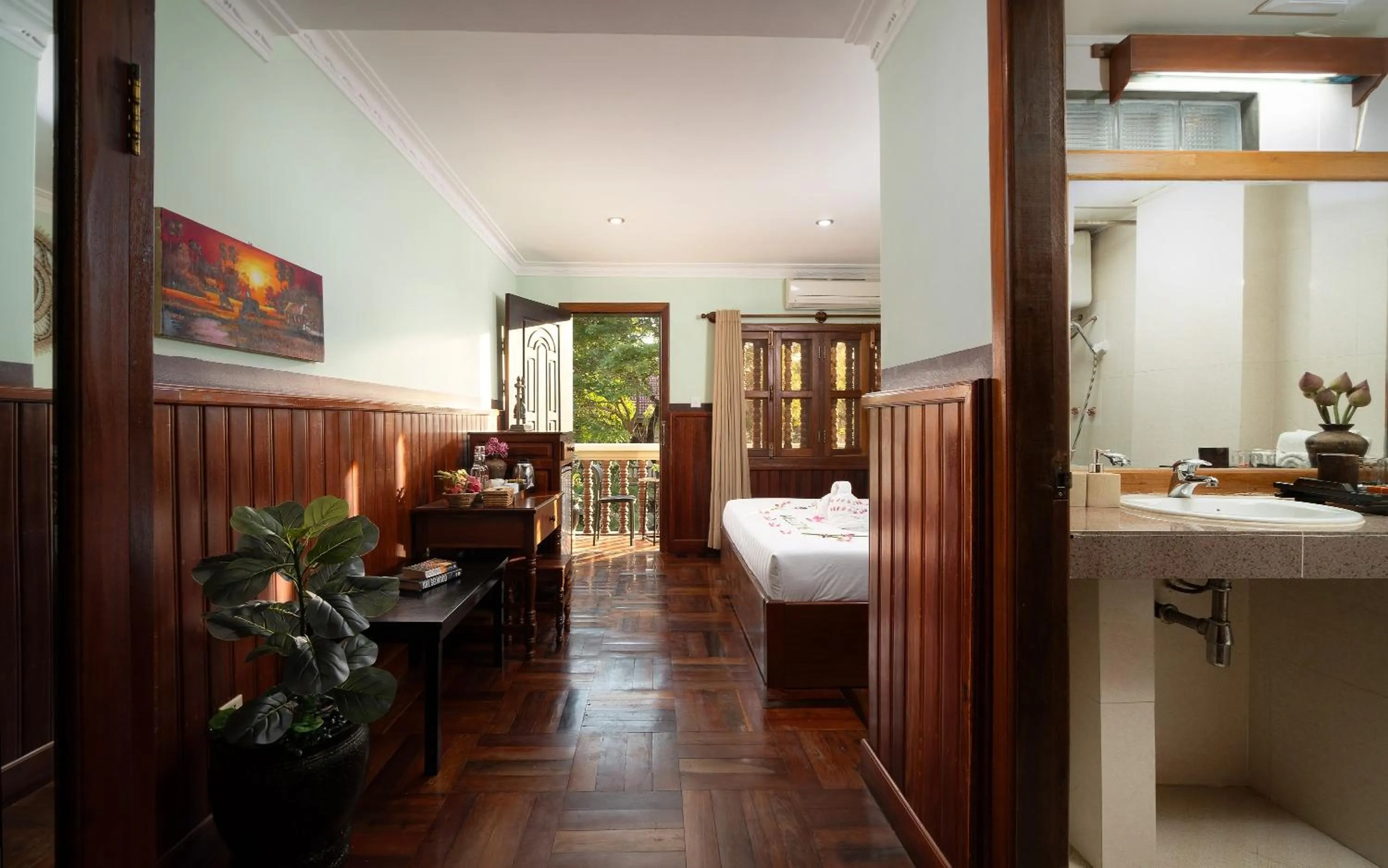 View (from property/room), Bed in Siem Reap Center Hotel