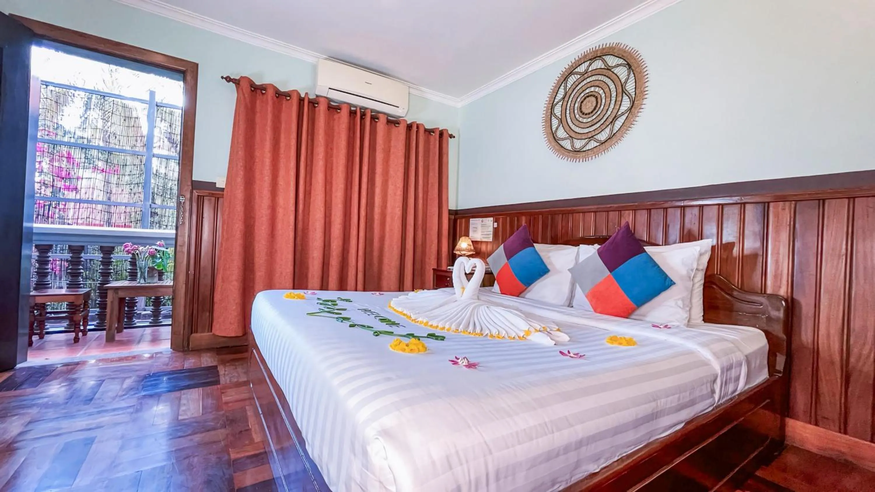 Balcony/Terrace, Bed in Hima Boutique