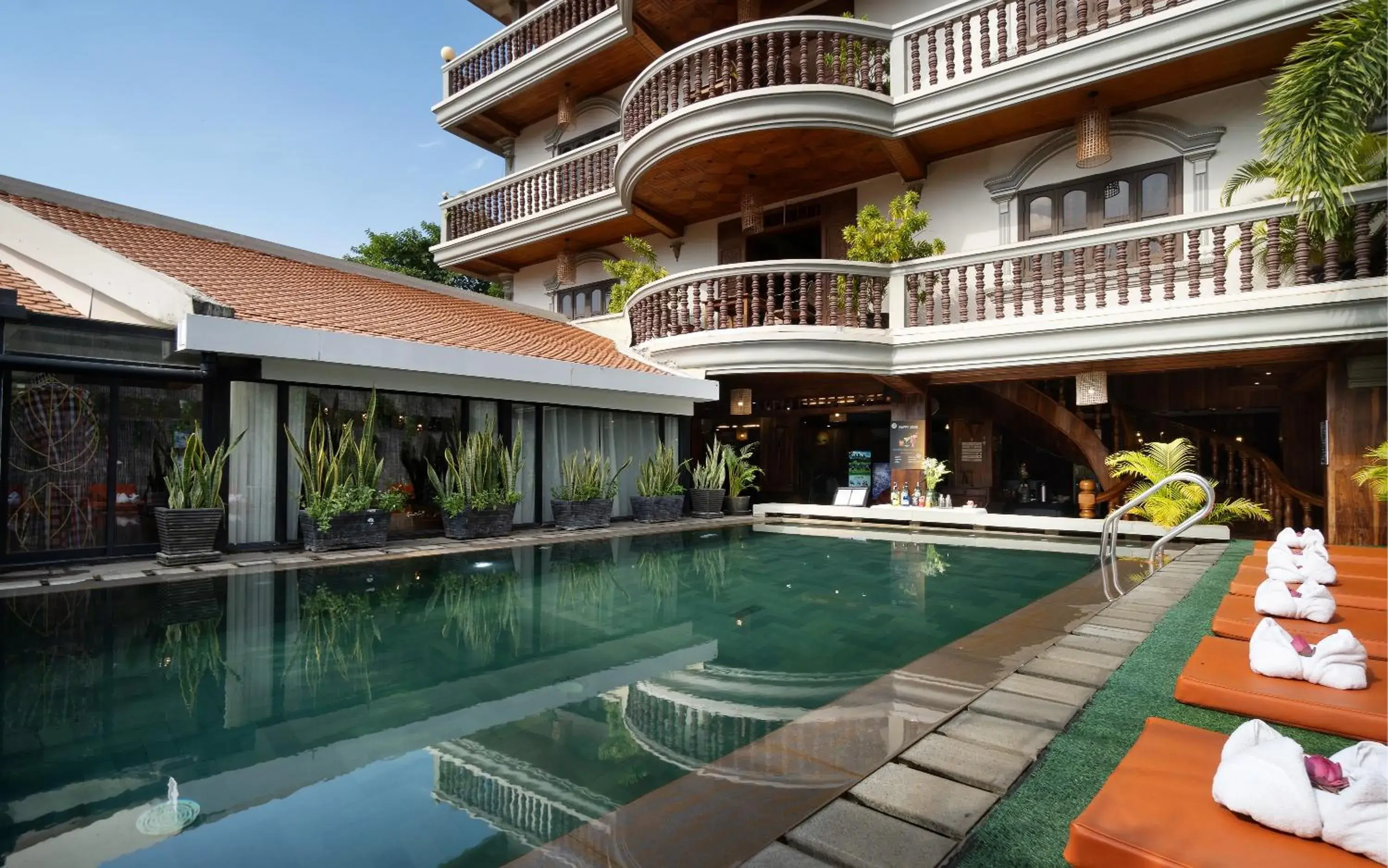 Property building in Siem Reap Center Hotel Property building in Siem Reap Center Hotel