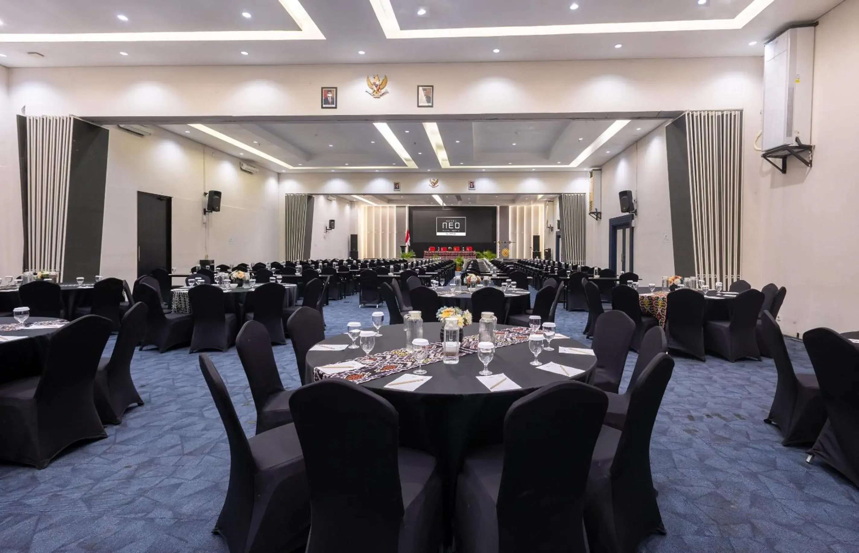 Meeting/conference room in Neo Eltari Kupang by ASTON Meeting/conference room in Neo Eltari Kupang by ASTON