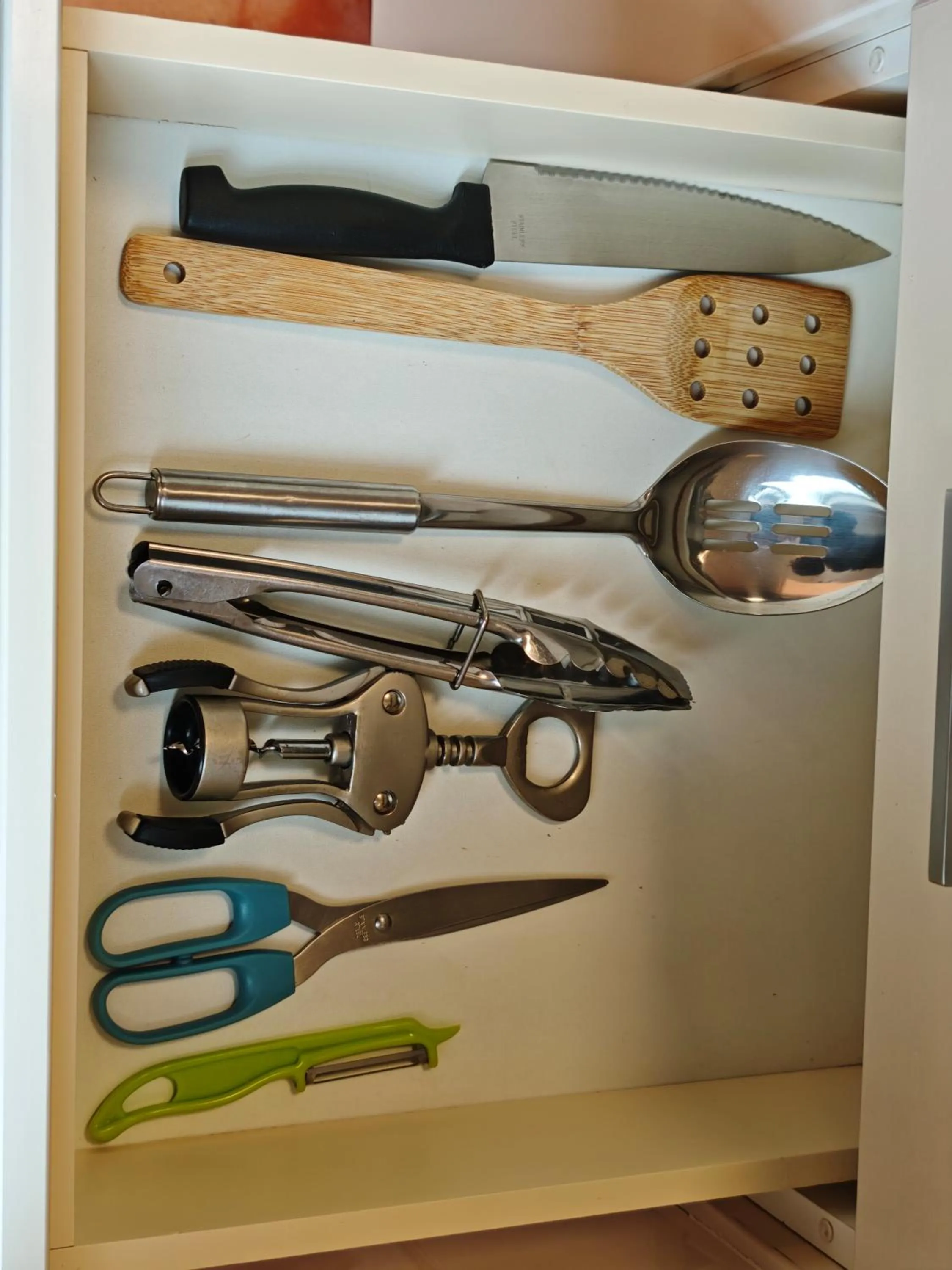 Kitchen or kitchenette in Great Lake Motel Taupo