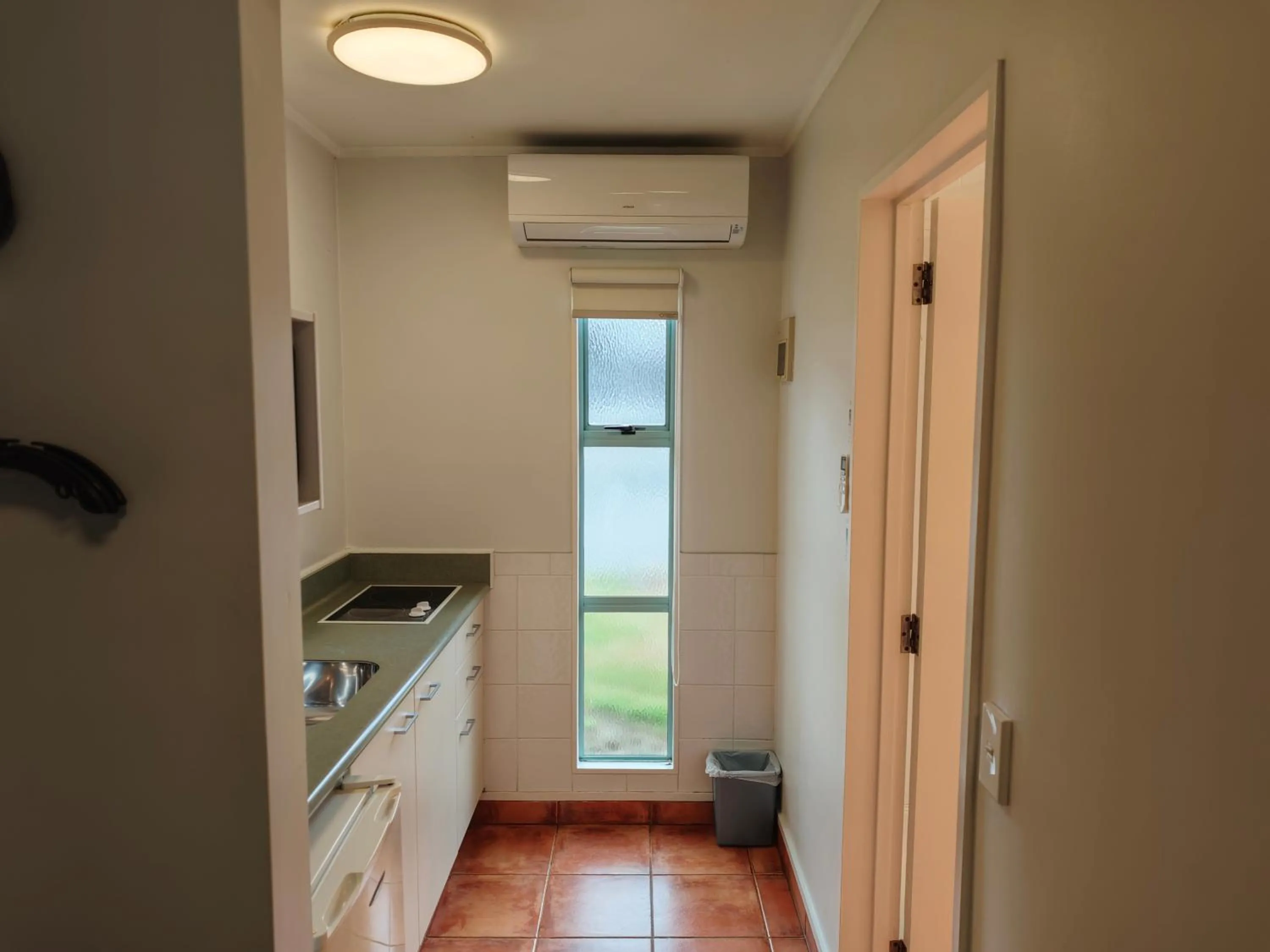 Kitchen or kitchenette in Great Lake Motel Taupo