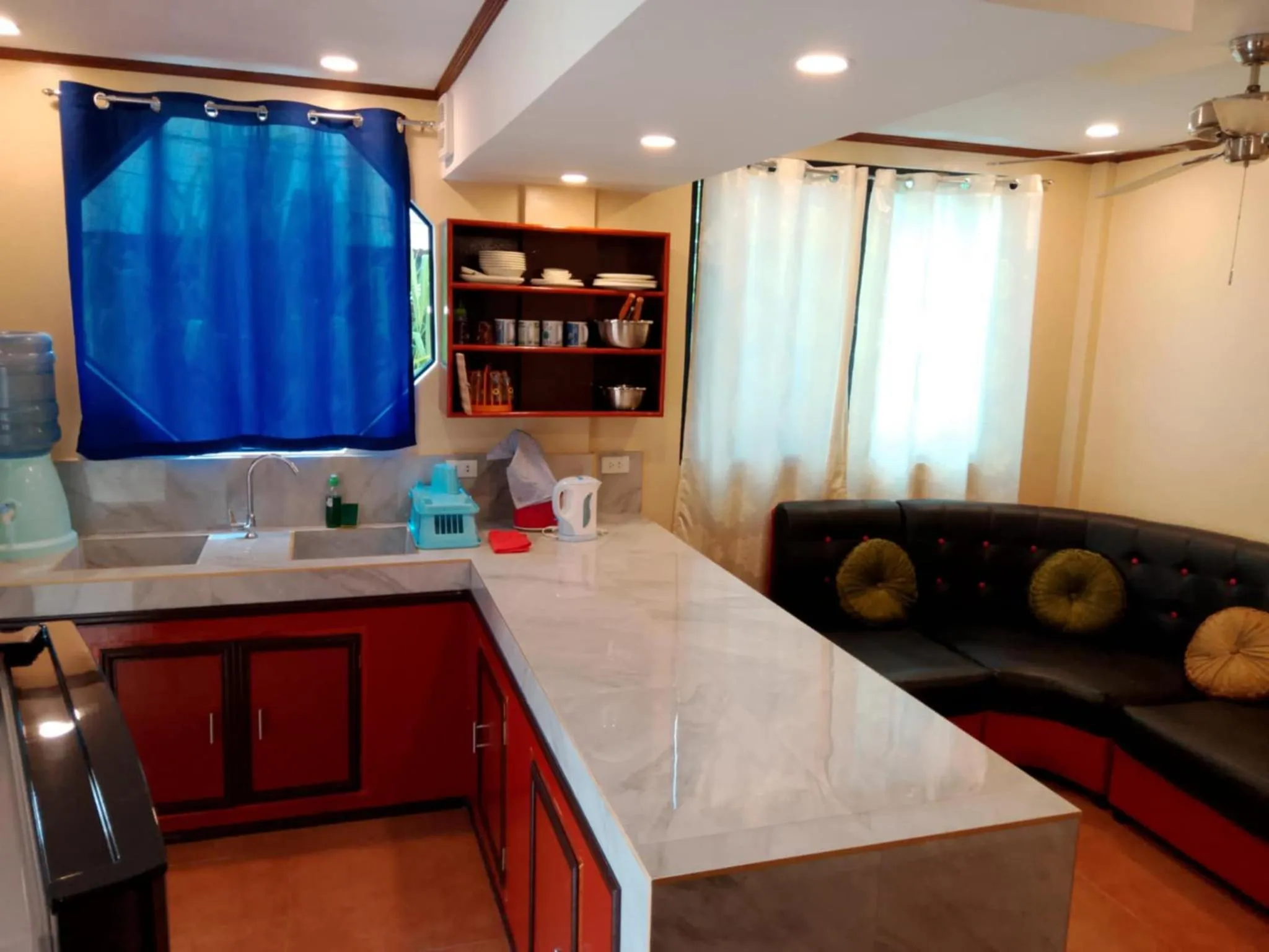 Kitchen or kitchenette in Siargao Sunset Bay Beach Villas