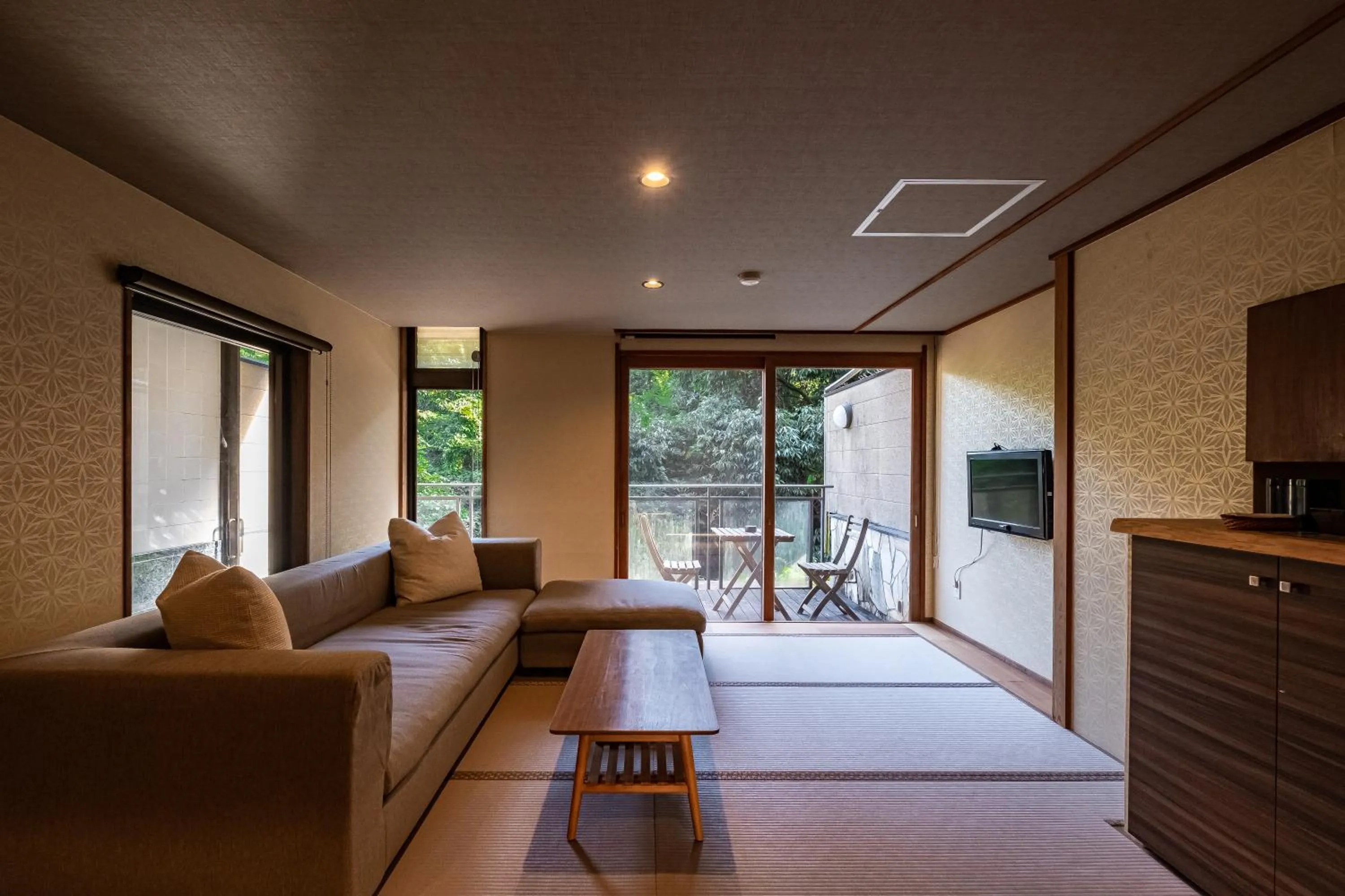 Photo of the whole room in Hakuunsou