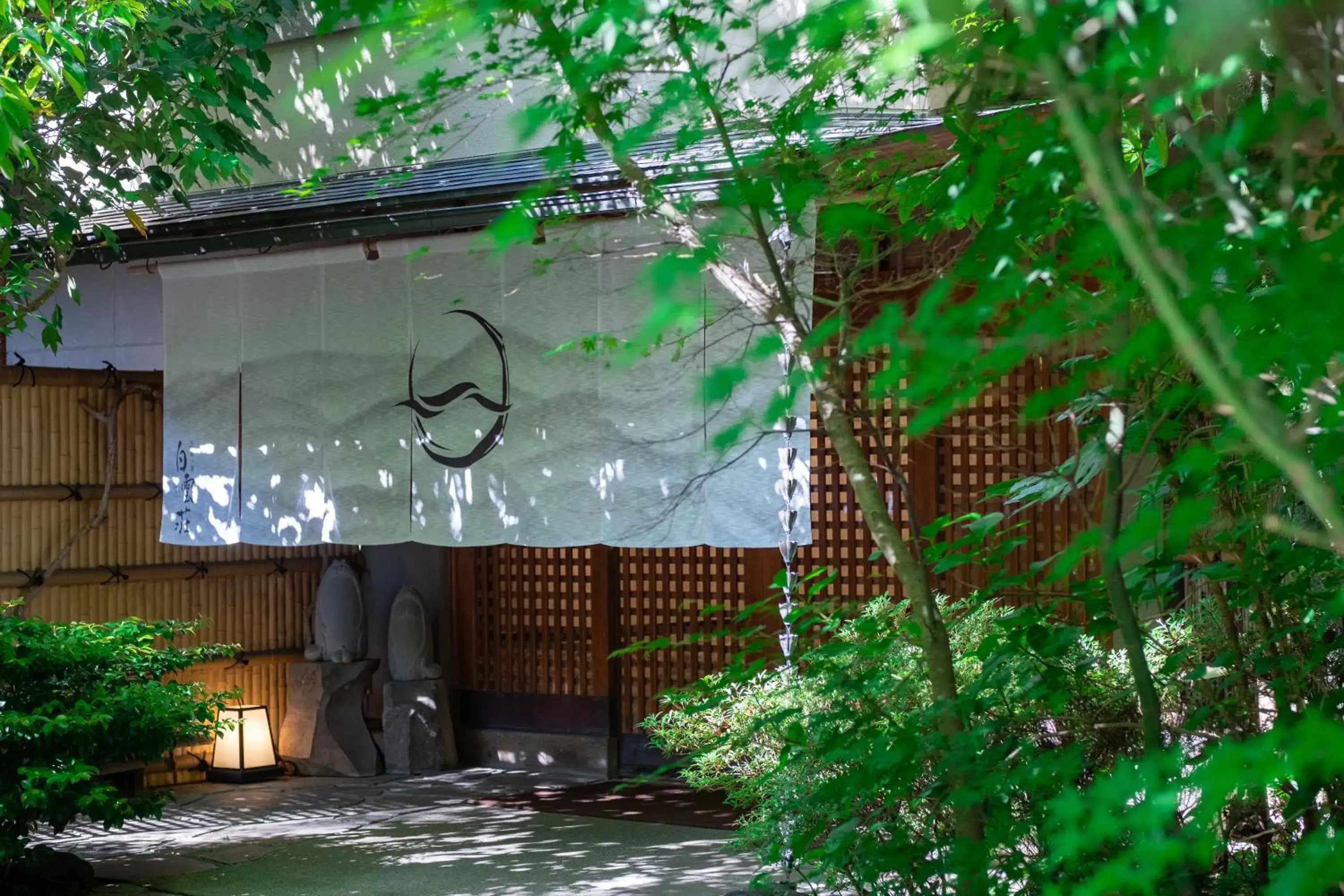 Facade/entrance in Hakuunsou Facade/entrance in Hakuunsou