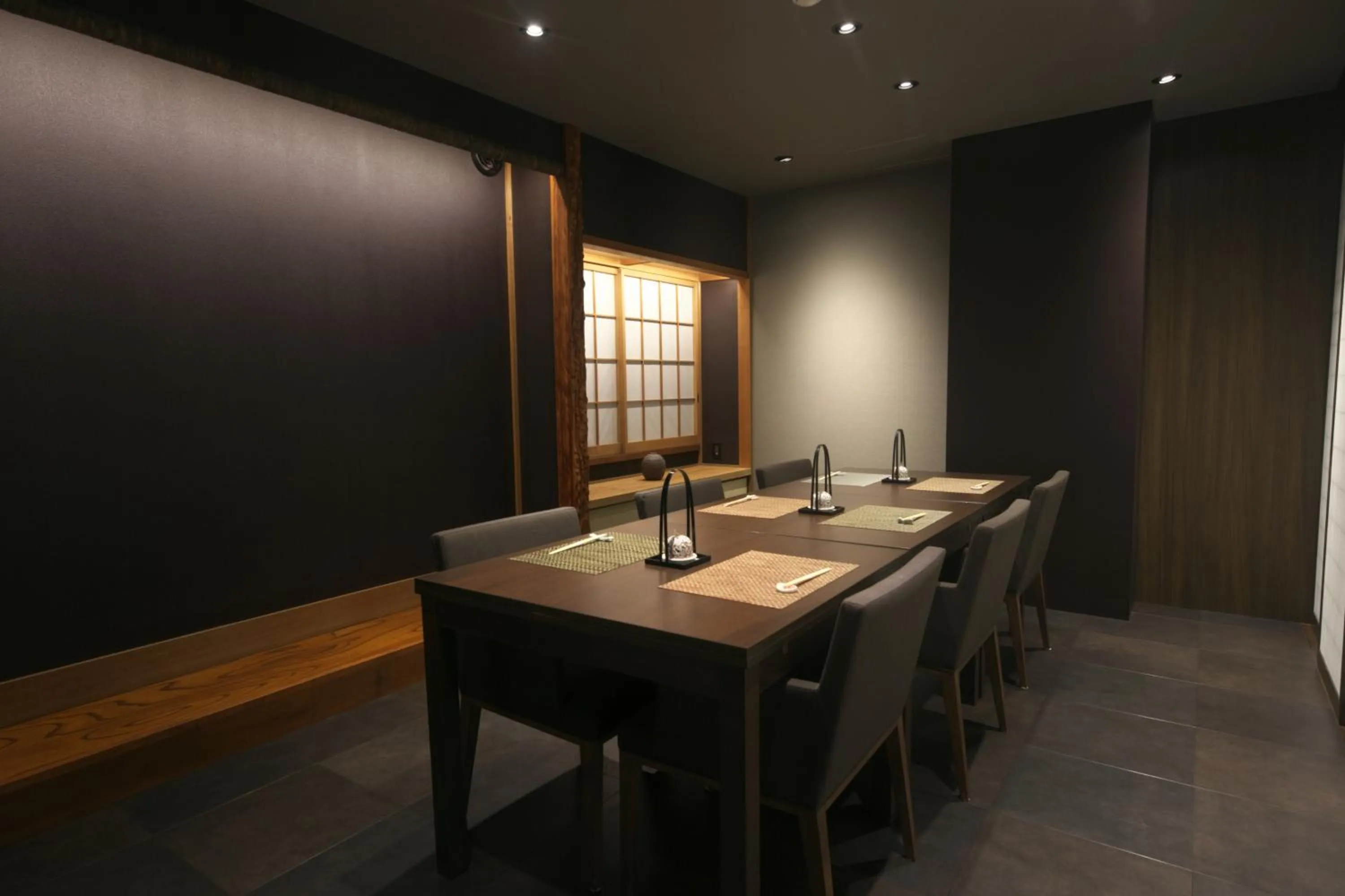 Restaurant/places to eat in Hakuunsou