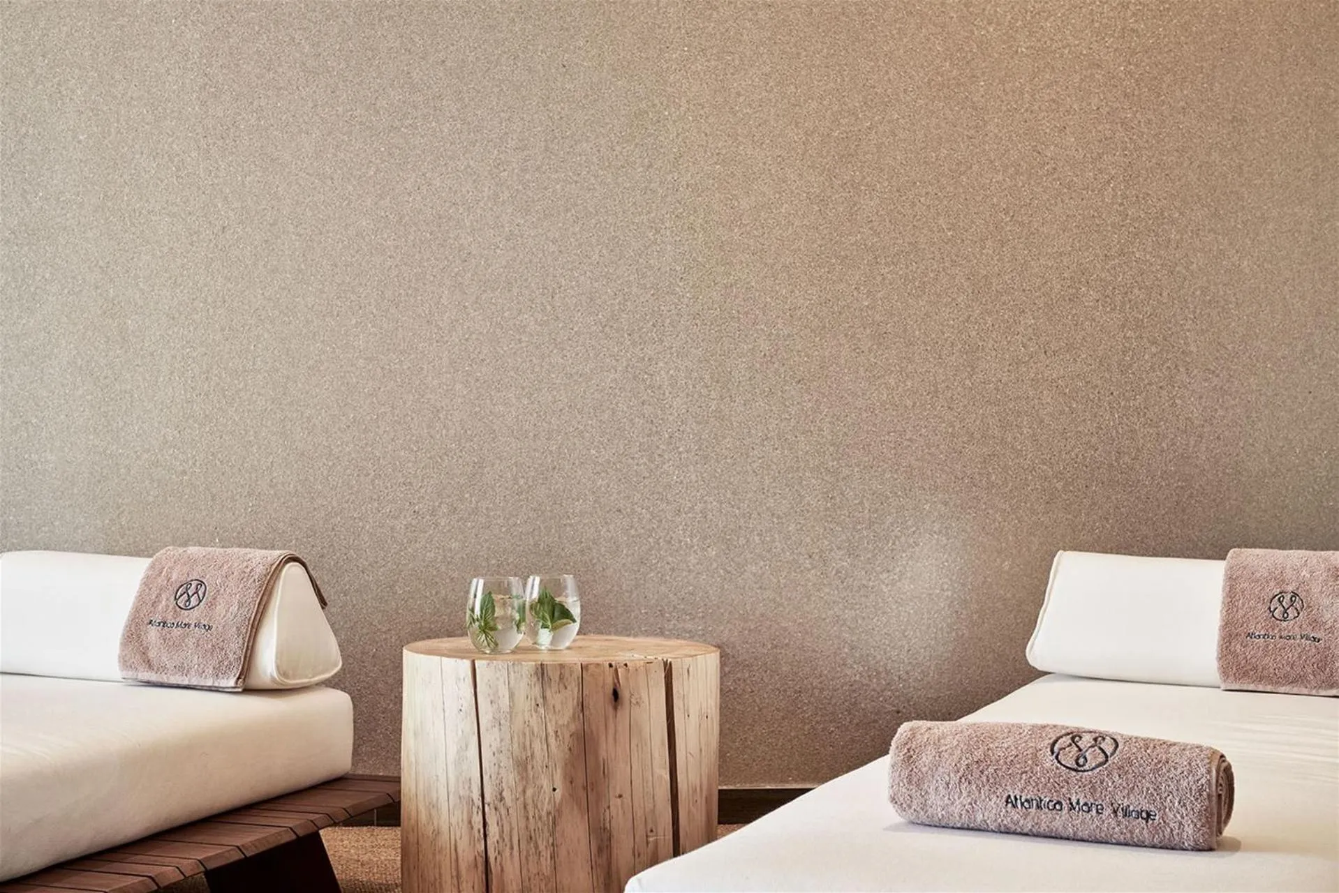 Spa and wellness centre/facilities, Bed in Mare Ayia Napa