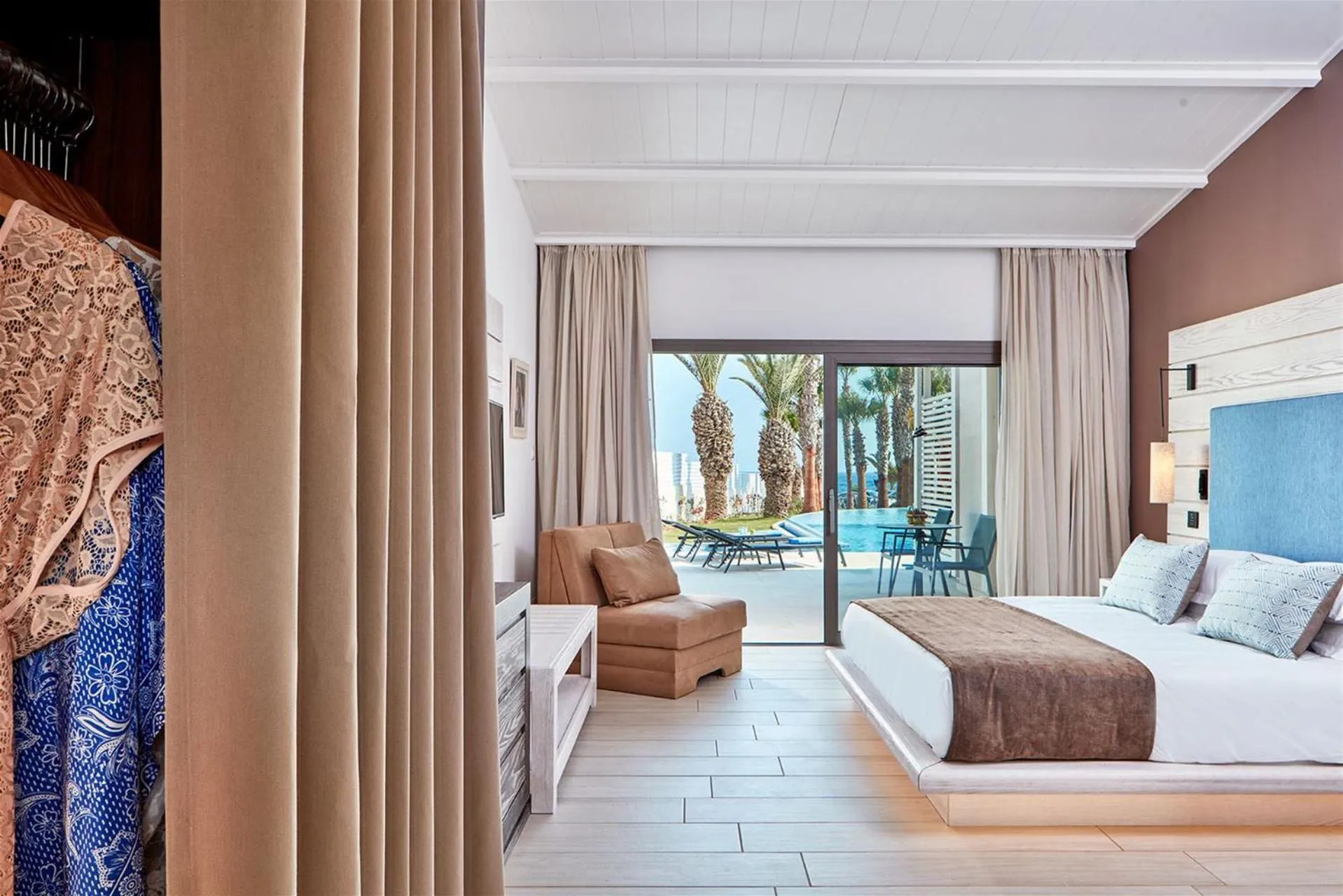 Bedroom, Bed in Mare Ayia Napa