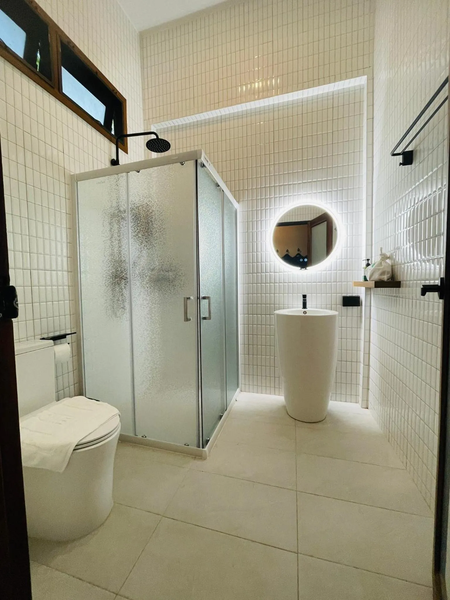 Shower in Tai Resort