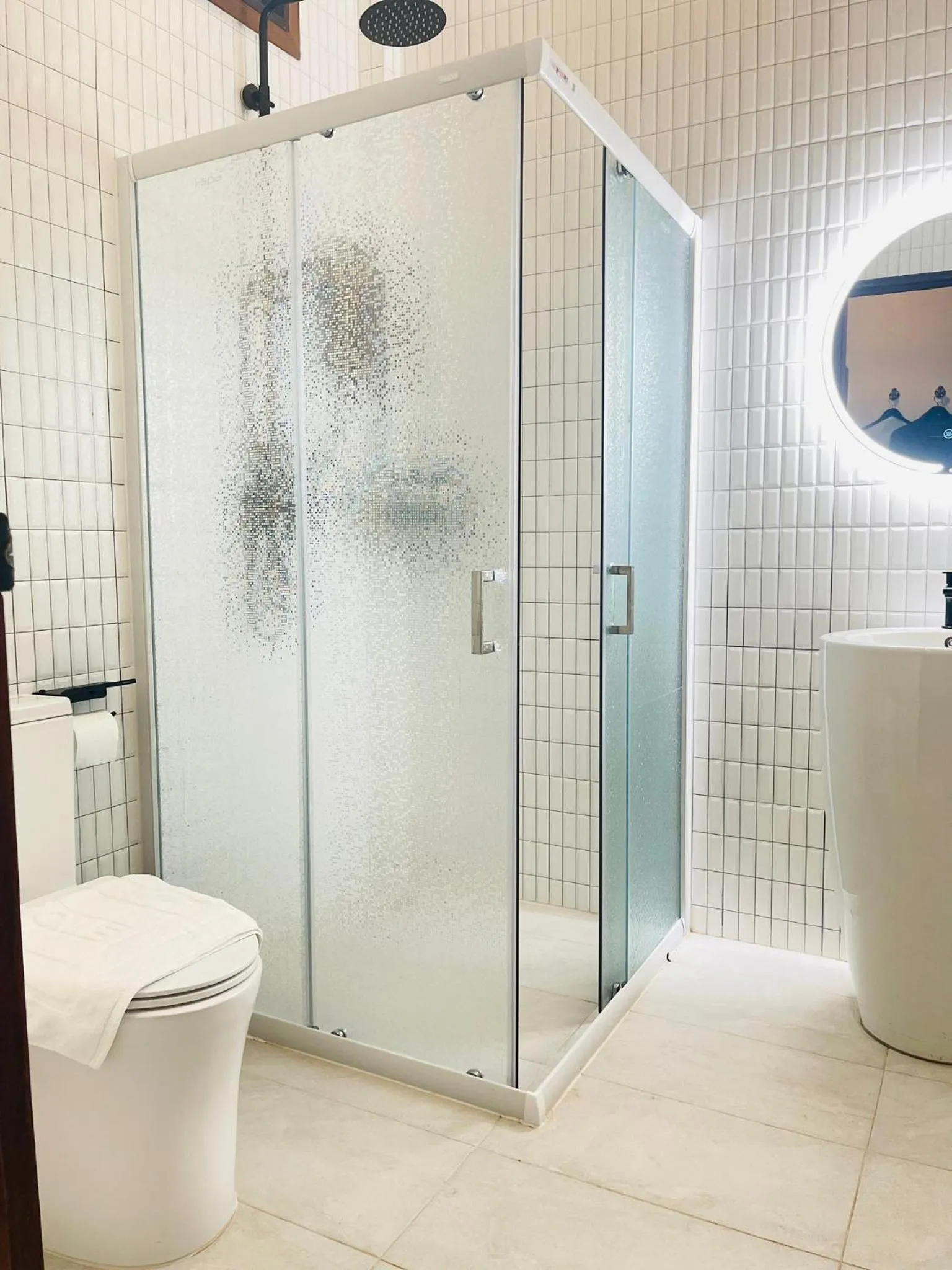 Shower in Tai Resort