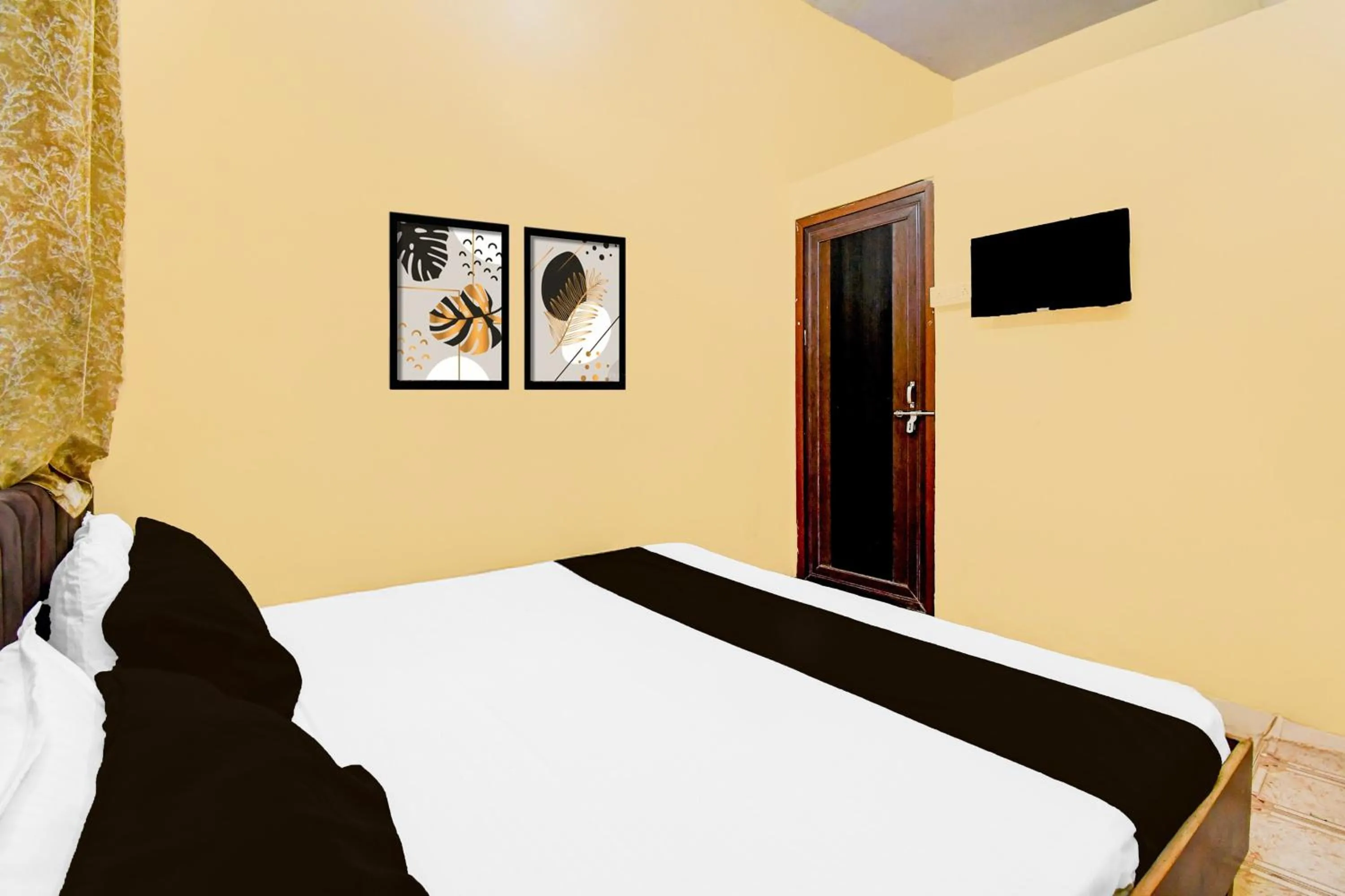 Hotel O Naman Guest House