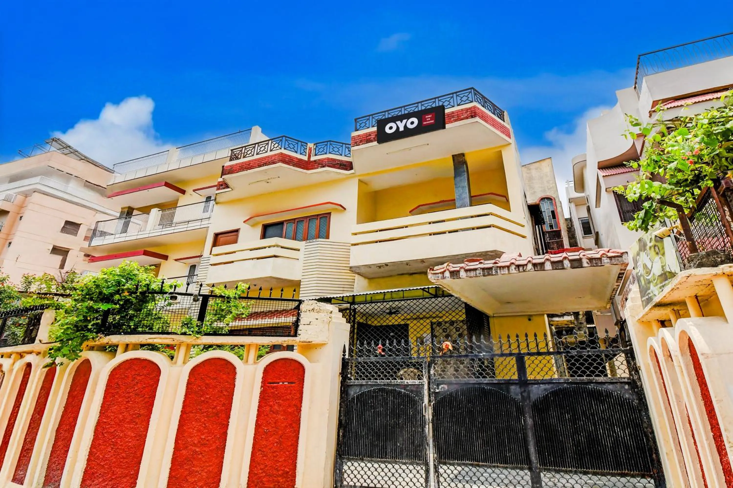 Hotel O Naman Guest House
