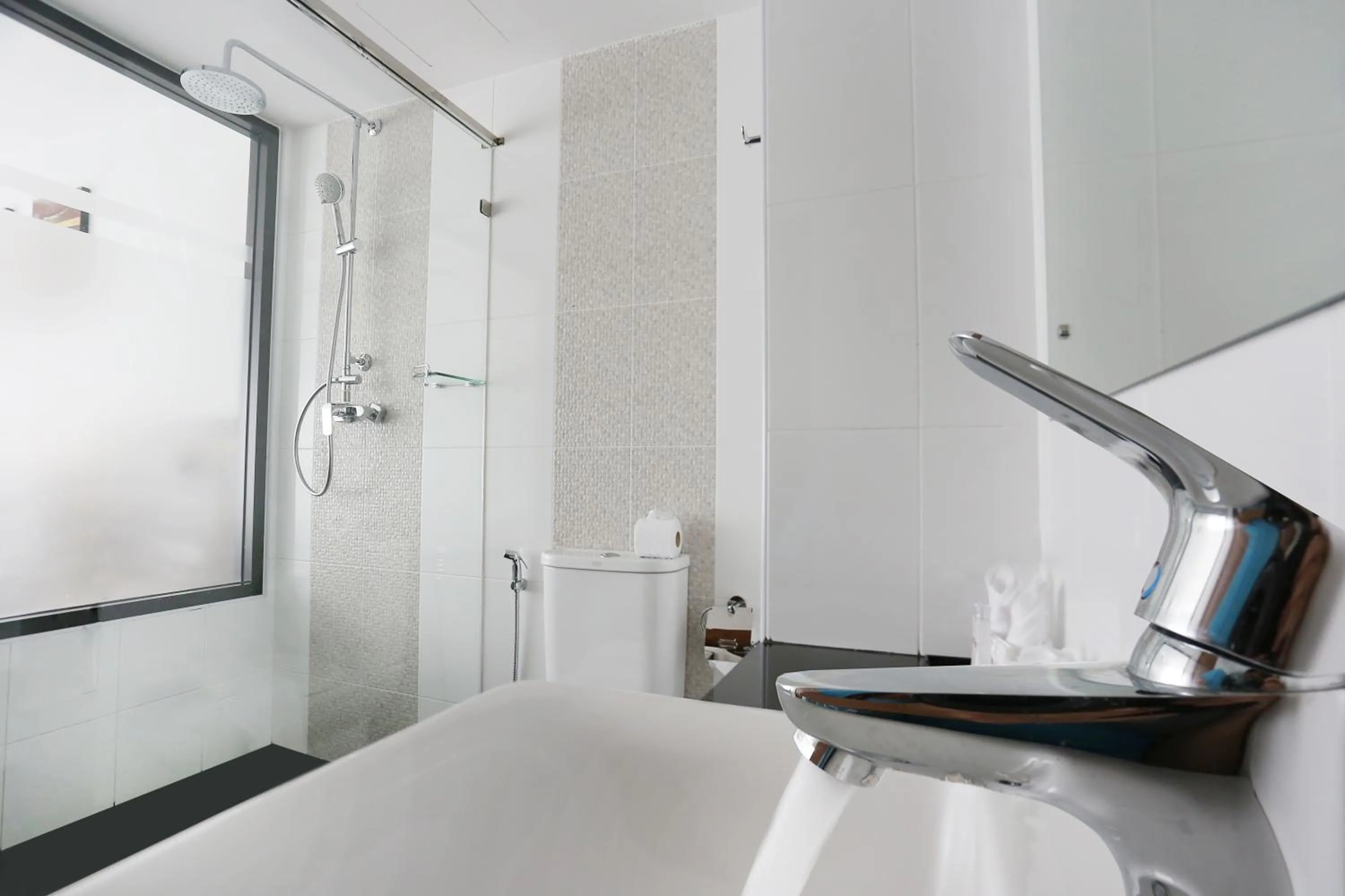 Bathroom in Paripas Patong Resort