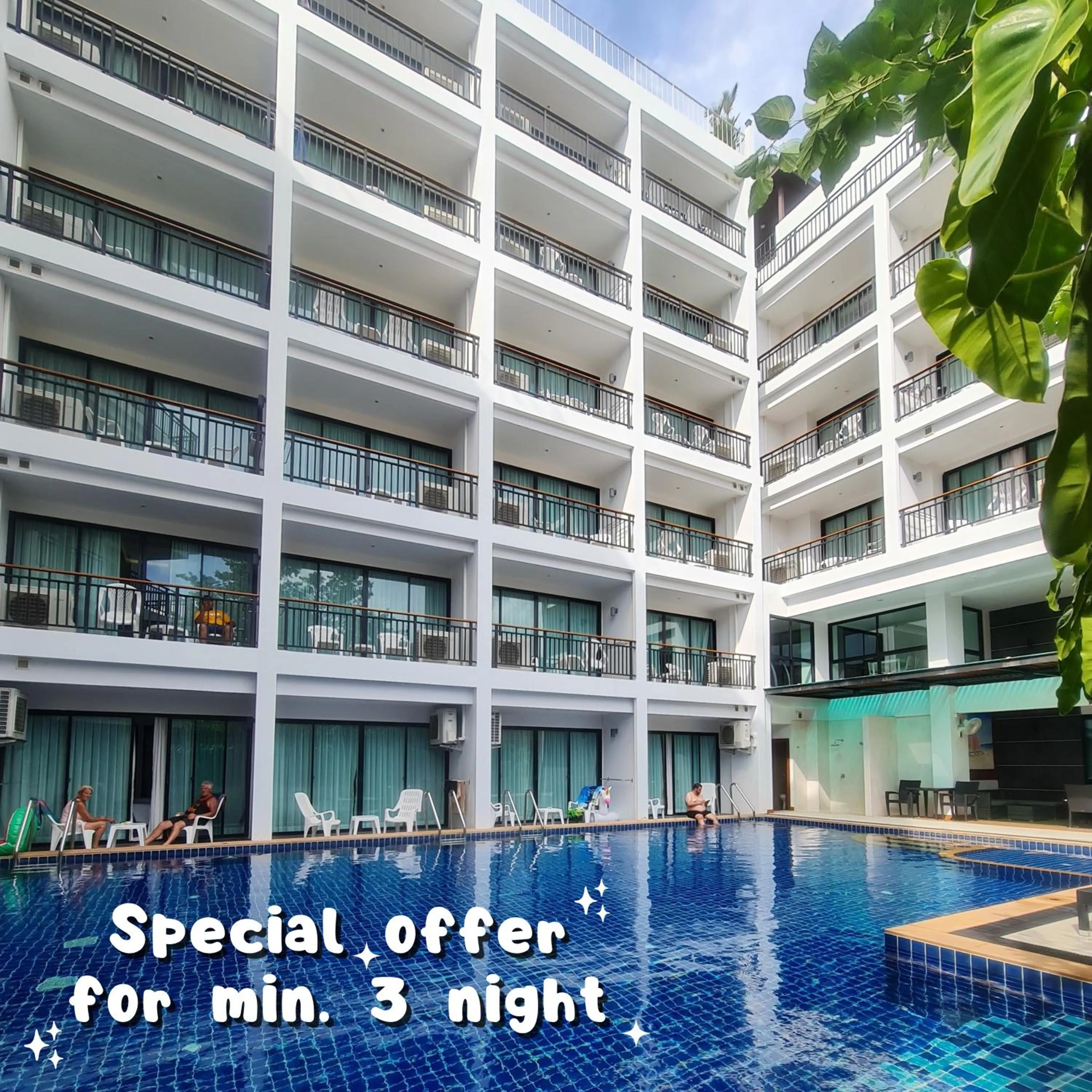 Property building in Paripas Patong Resort