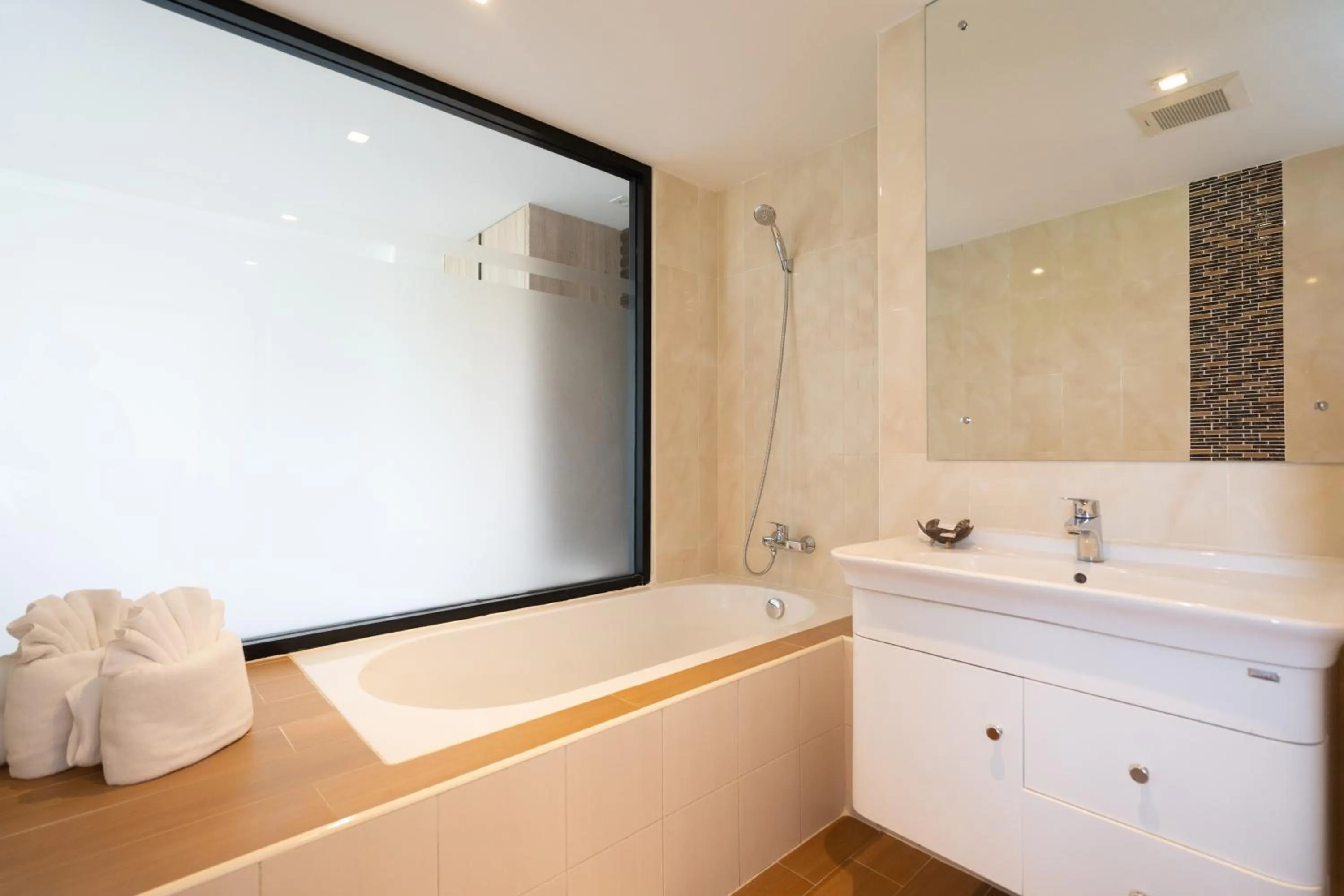 Bathroom in Paripas Patong Resort