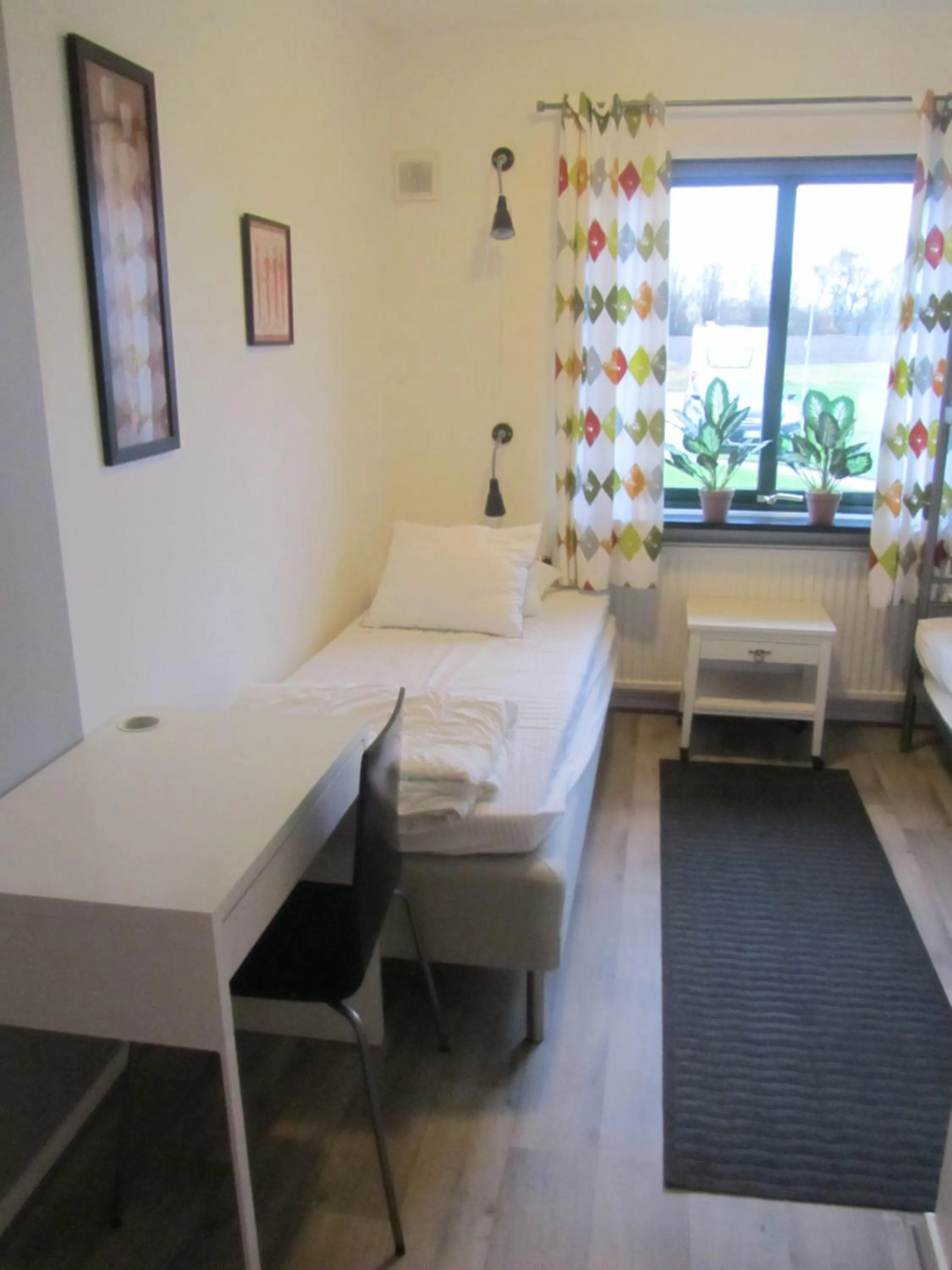 Toilet, Bed in Bruksparkens Hostel