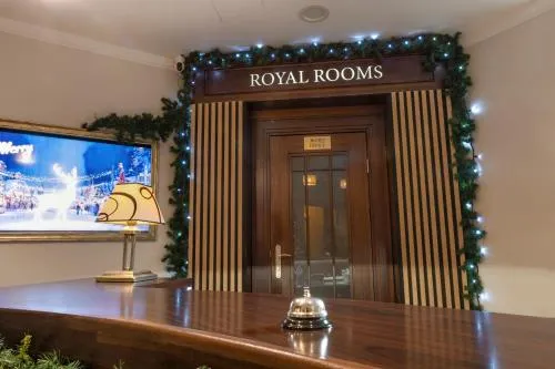 ROYAL ROOMS by WOW HOMES