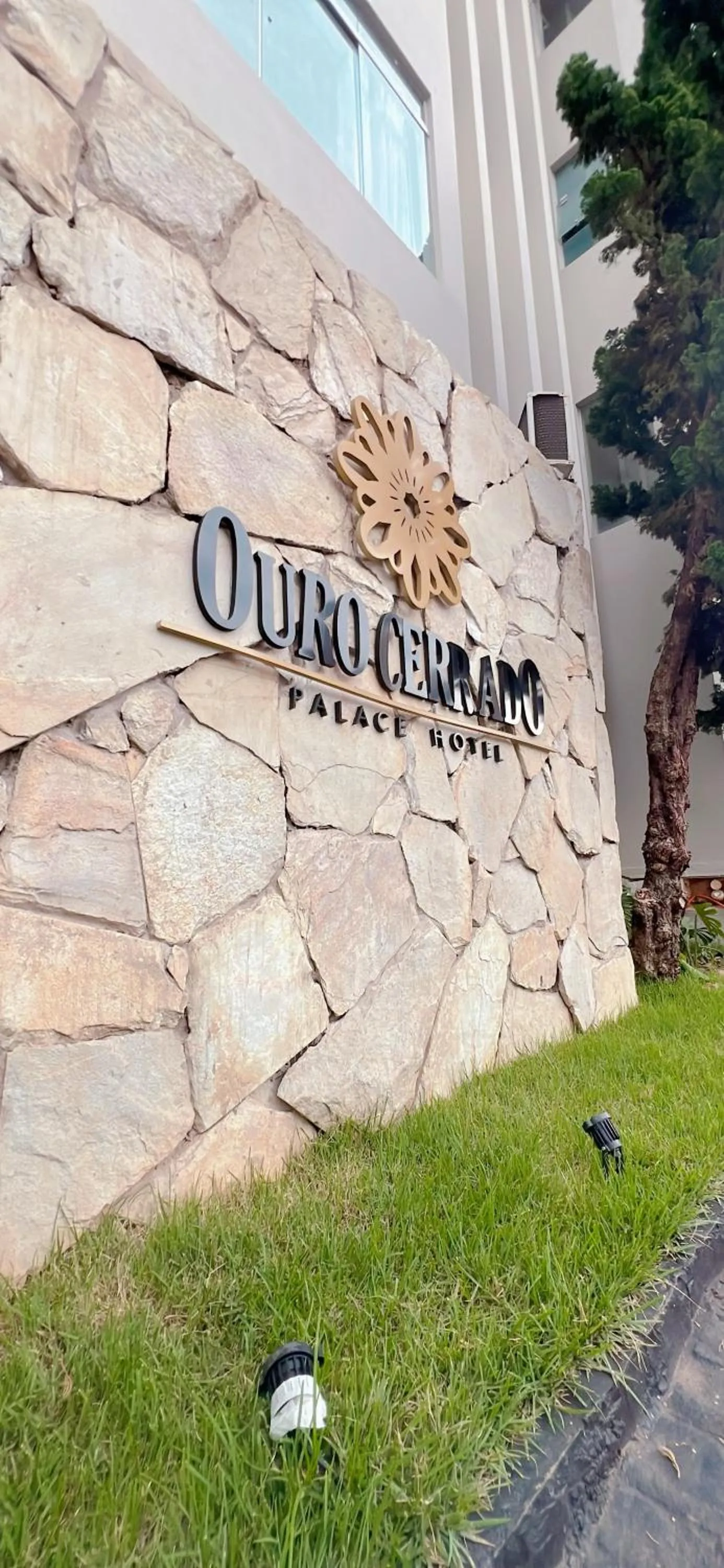 Facade/entrance in Ouro Cerrado Palace Hotel