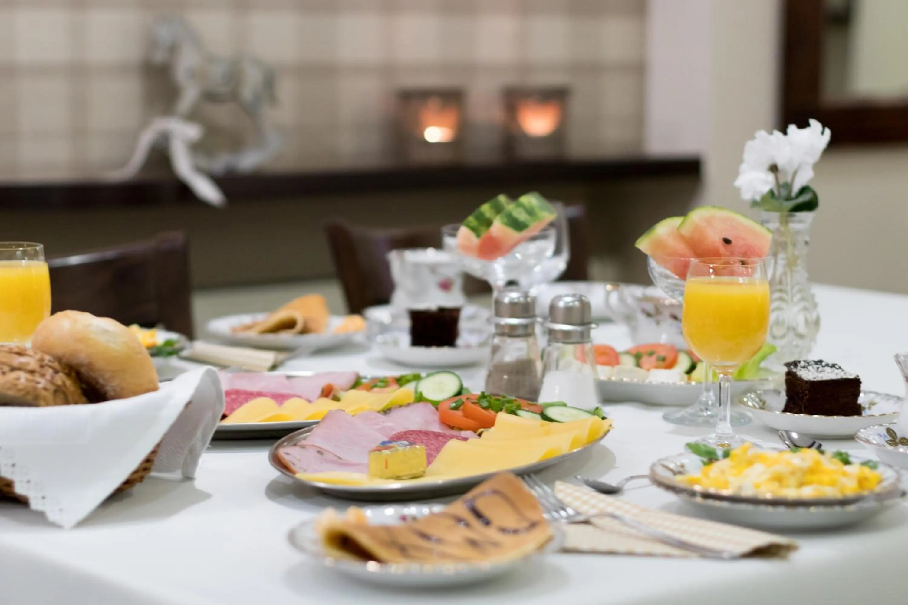 Breakfast in Hotel Awo