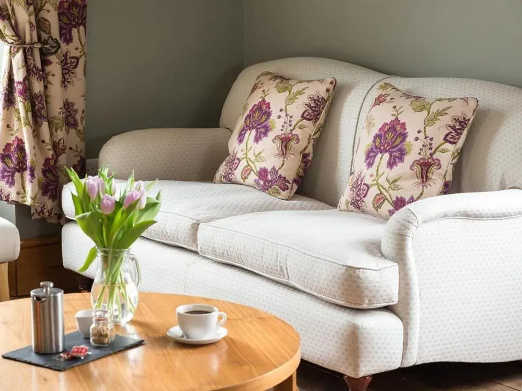 Living room, Seating Area in Parkside Hotel Living room, Seating Area in Parkside Hotel