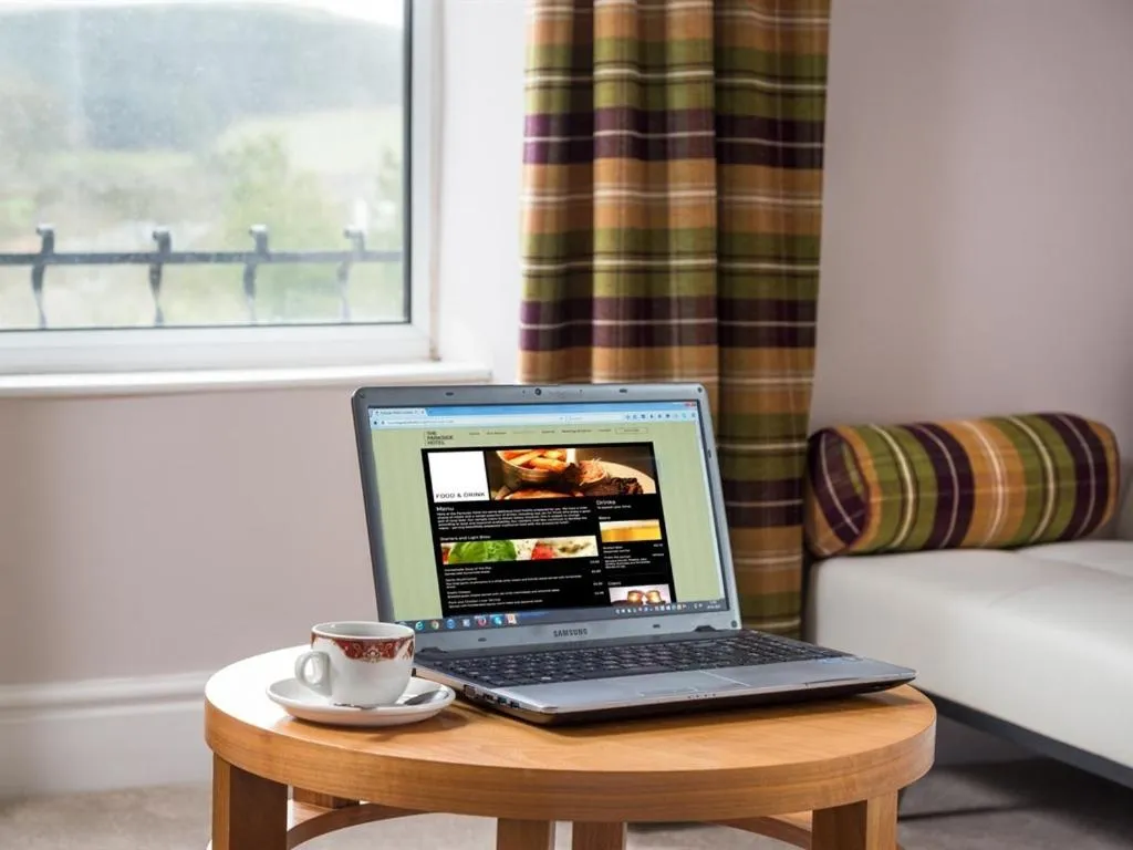 Bedroom in Parkside Hotel