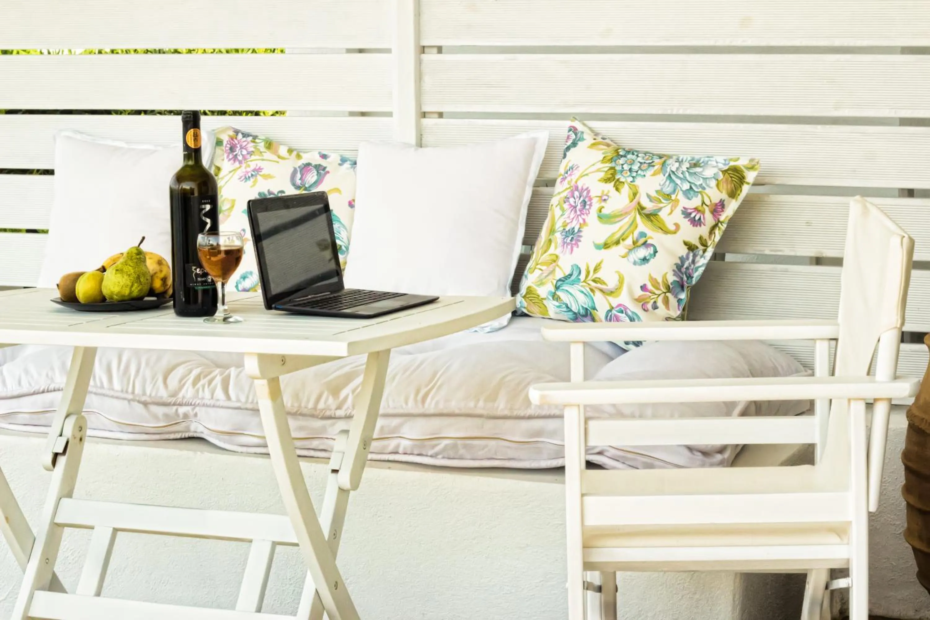 Patio, Bed in Artemis Seafront Apartments