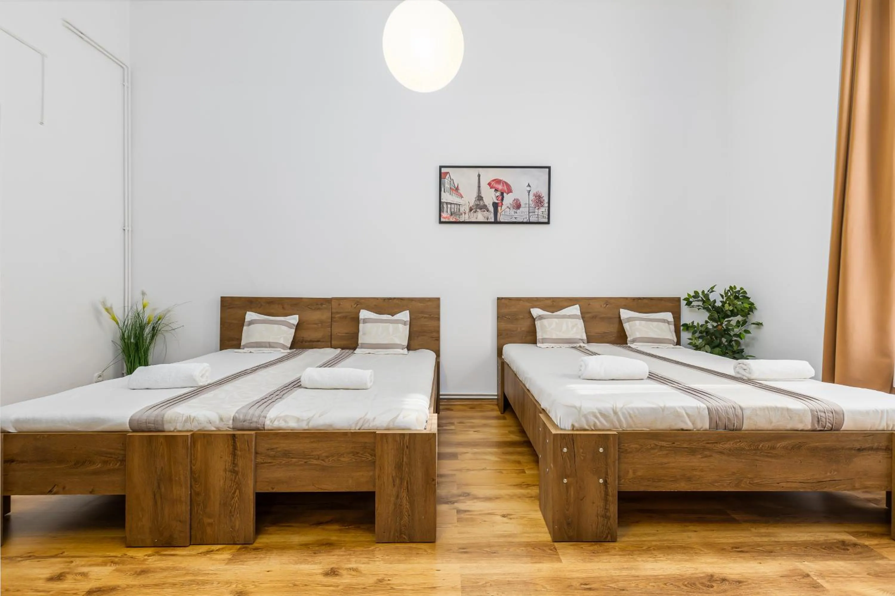 Bed in Real Apartments Lovag