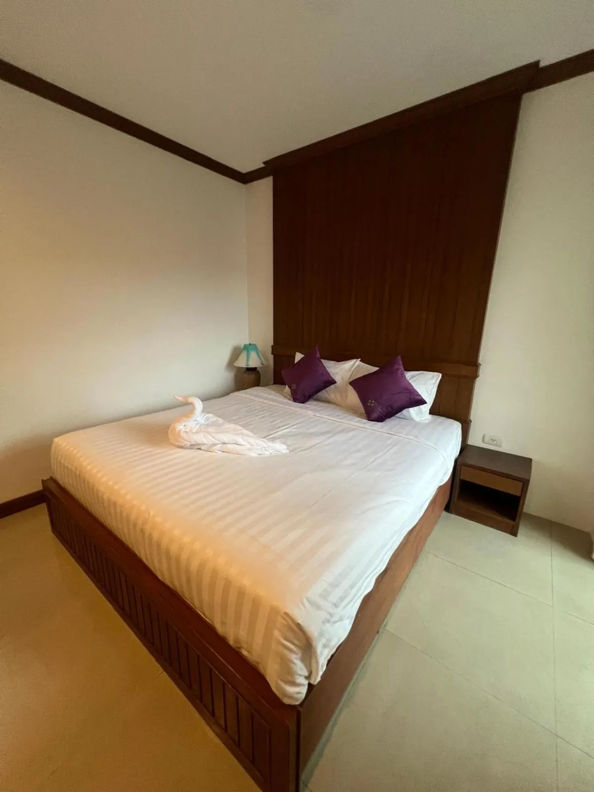 Bed in SK Residence And Restaurant Patong