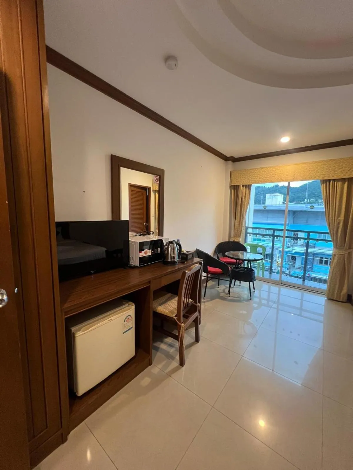 TV and multimedia in SK Residence And Restaurant Patong