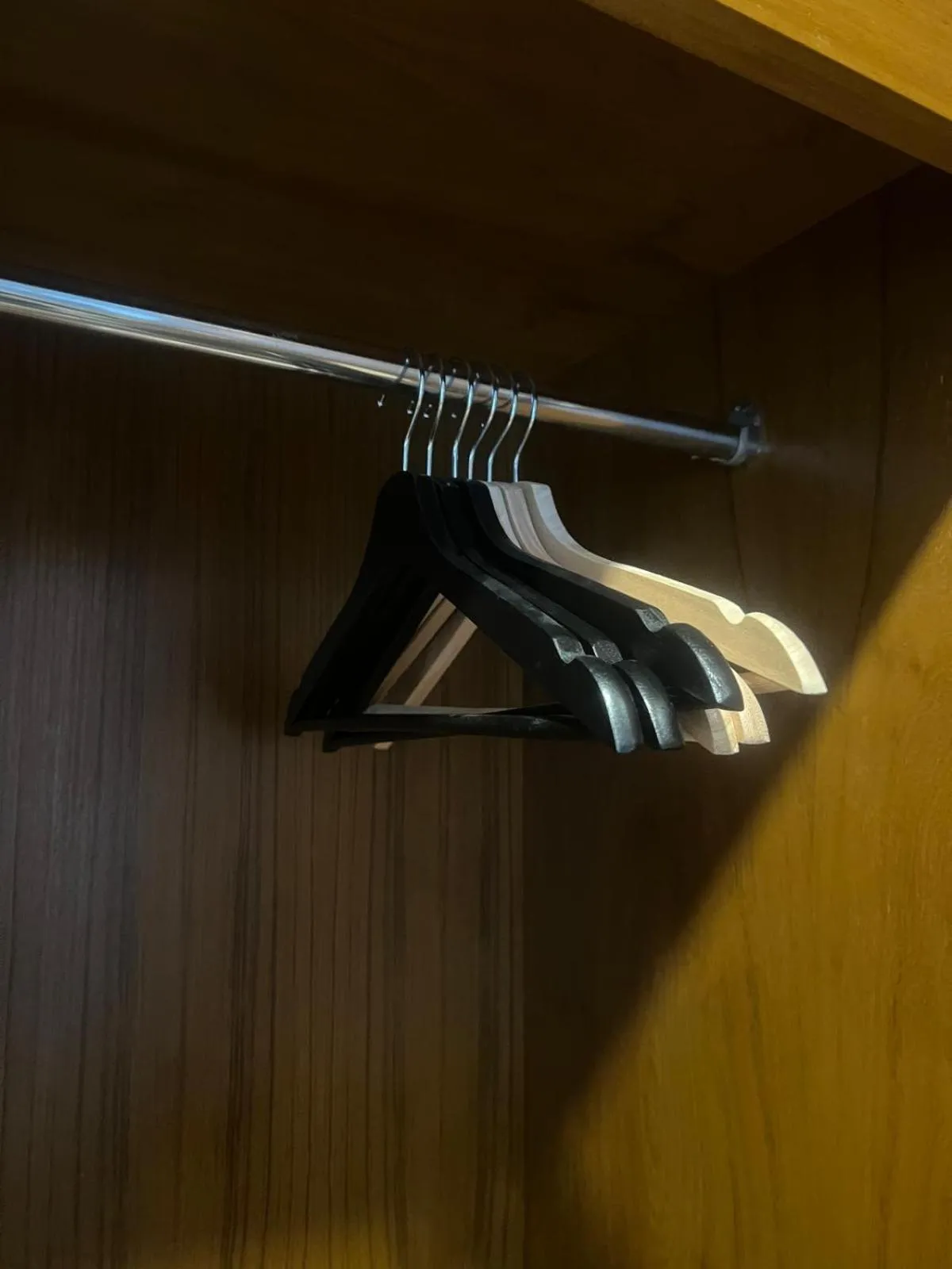 wardrobe in SK Residence And Restaurant Patong