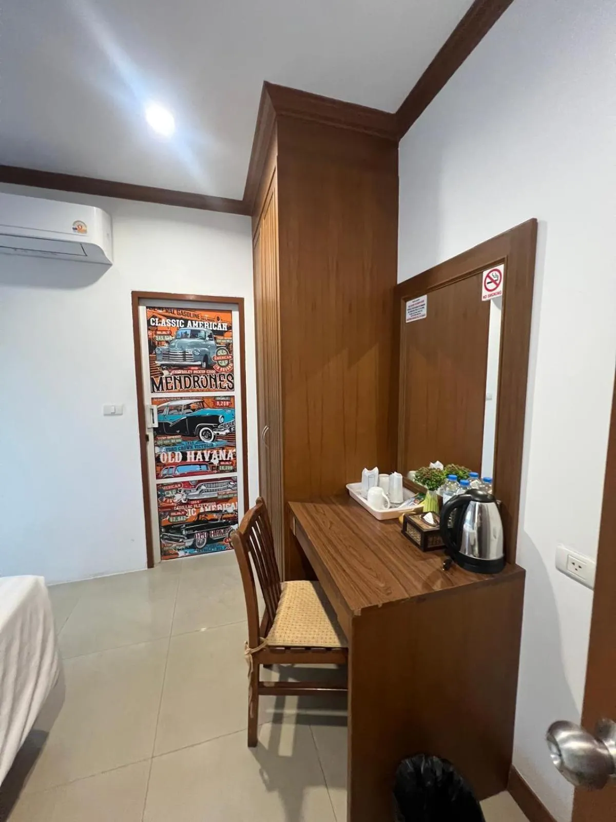 Photo of the whole room in SK Residence And Restaurant Patong