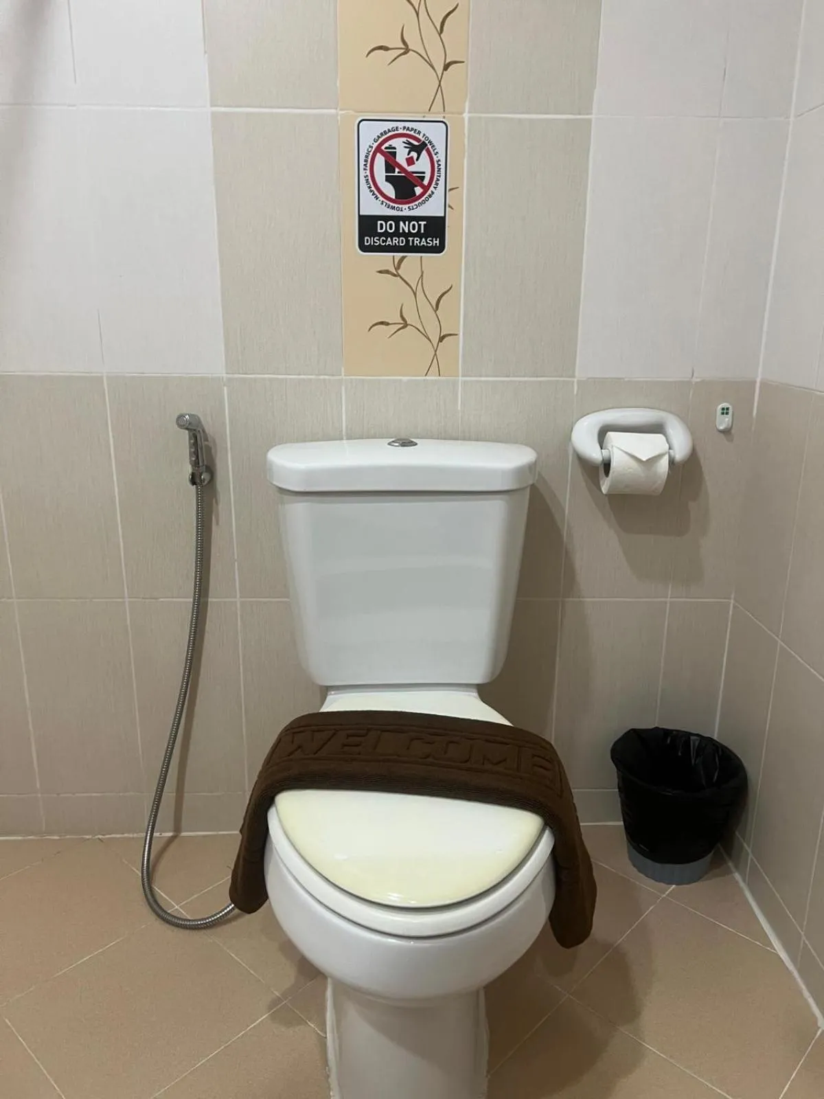 Toilet in SK Residence And Restaurant Patong
