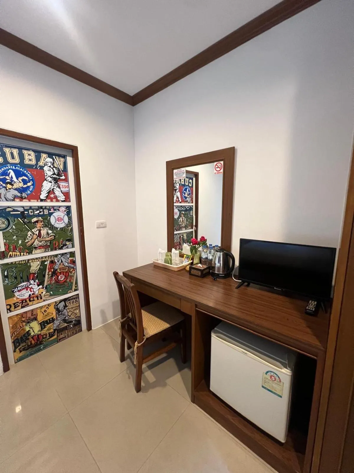 TV and multimedia in SK Residence And Restaurant Patong