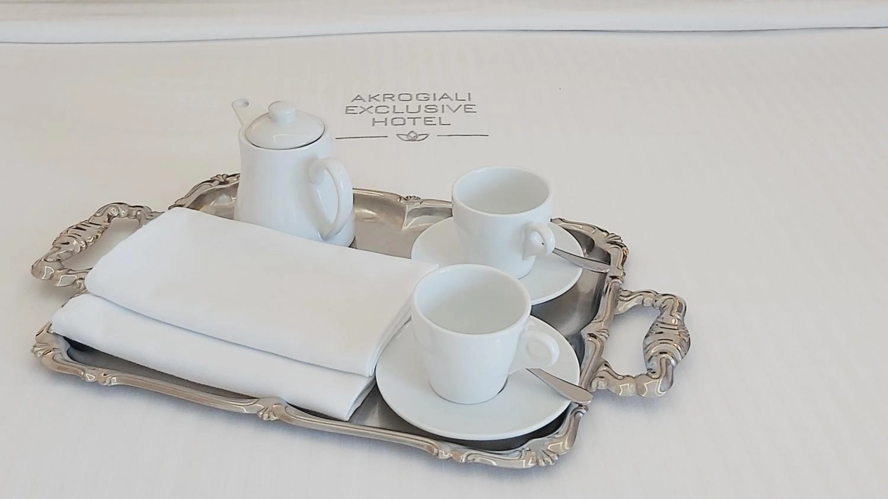 room service in Akrogiali Exclusive Hotel (Adults Only)