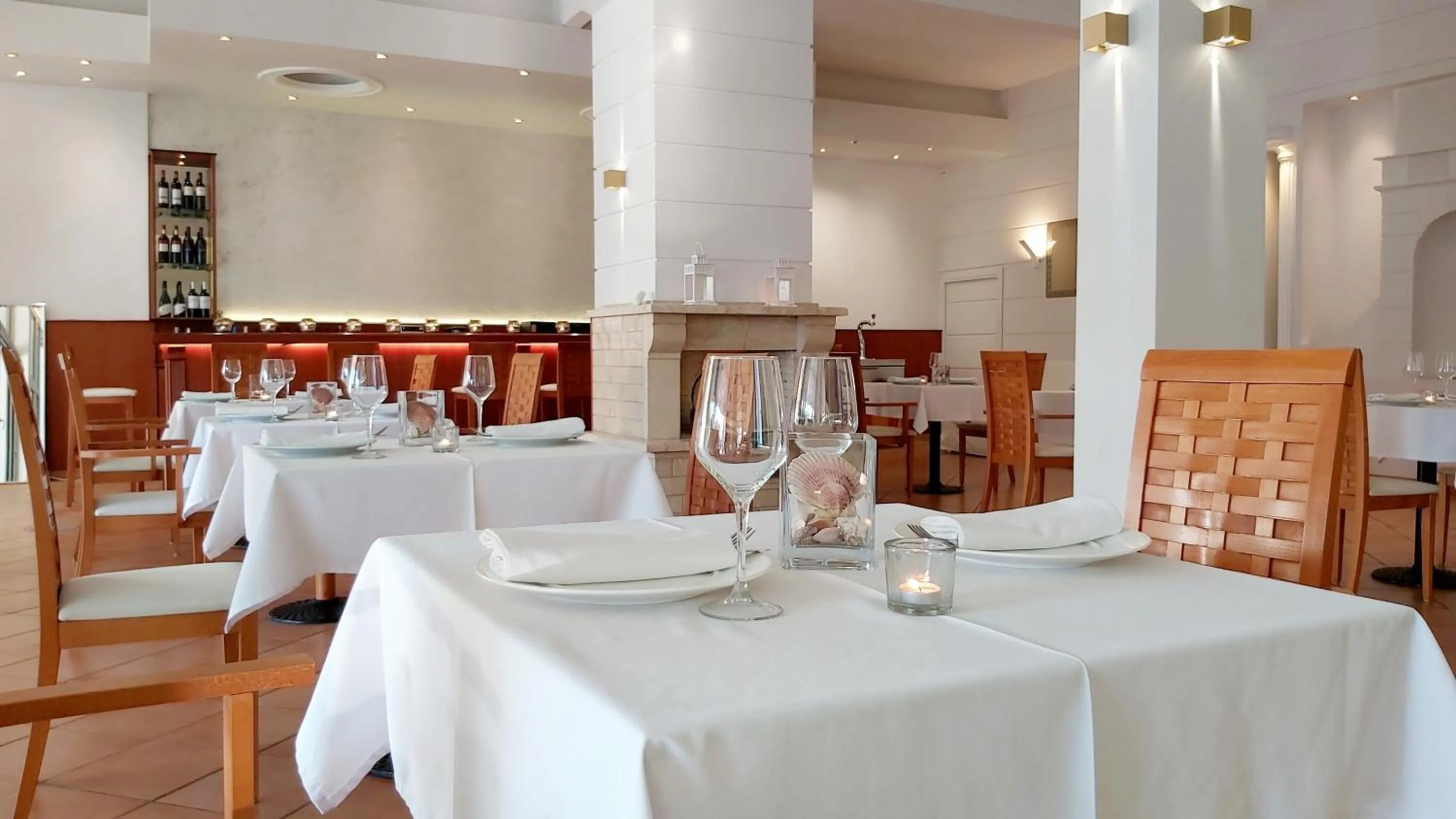 Banquet/Function facilities in Akrogiali Exclusive Hotel (Adults Only)