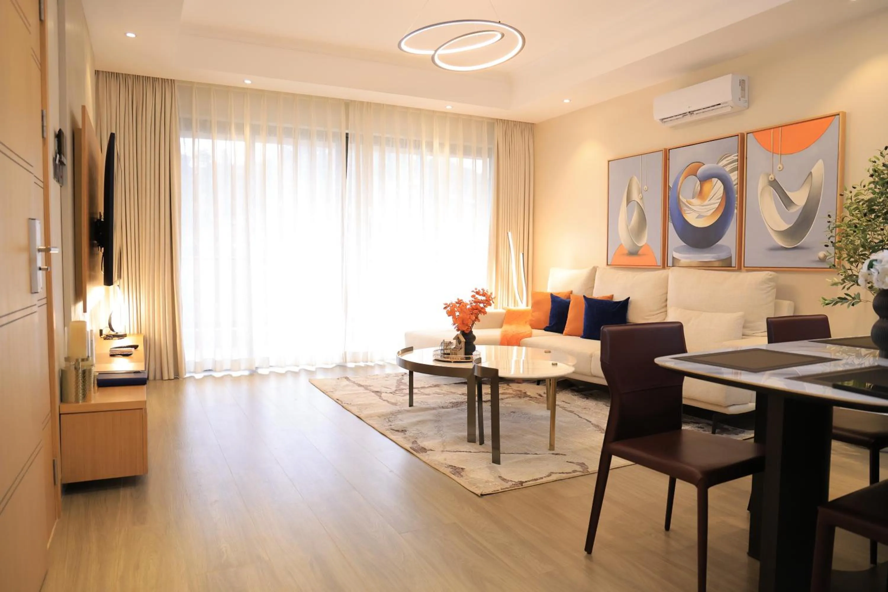 Communal lounge/ TV room in Abrish Hotel and Apartment