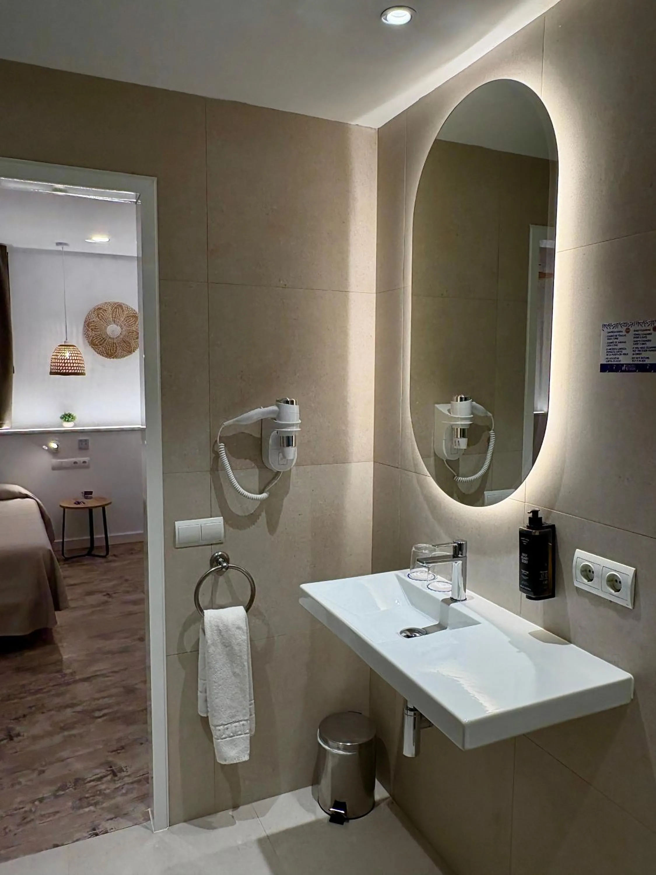 hair dryier in Hotel Tarba
