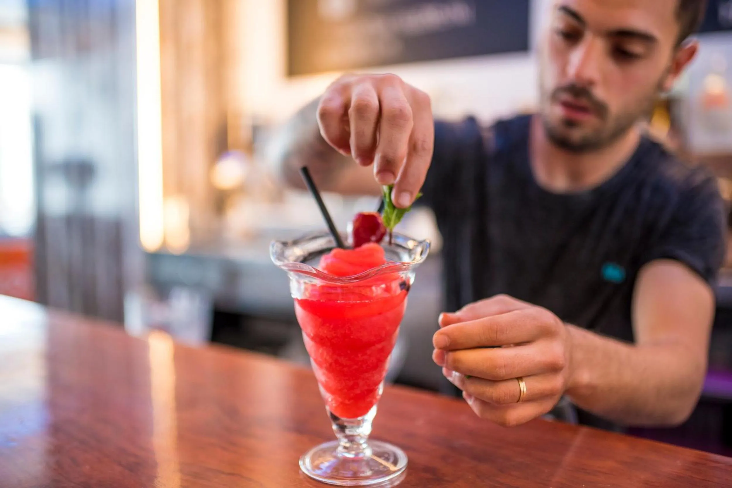 Restaurant/places to eat in Hotel Tarba