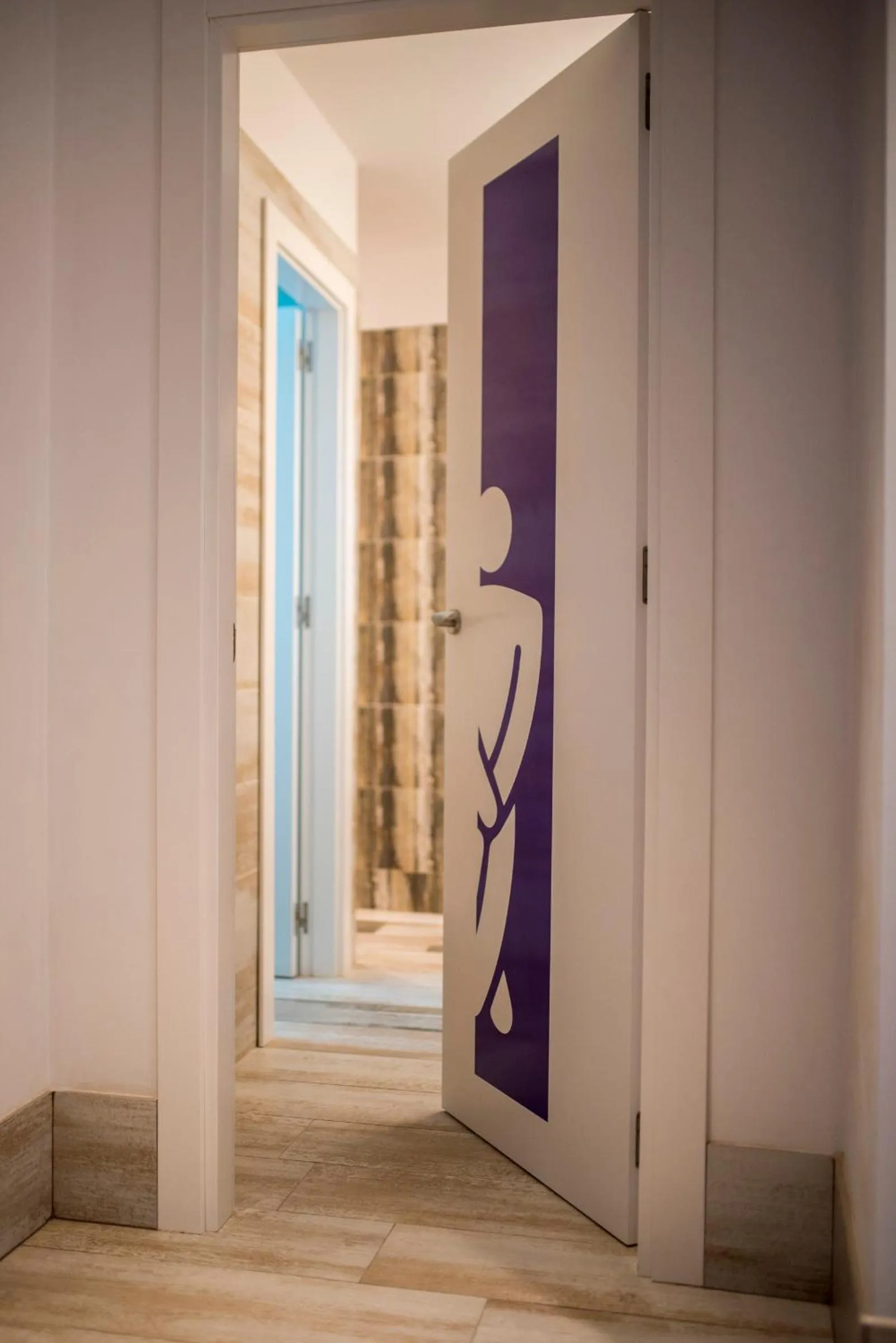 Bathroom in Hotel Tarba