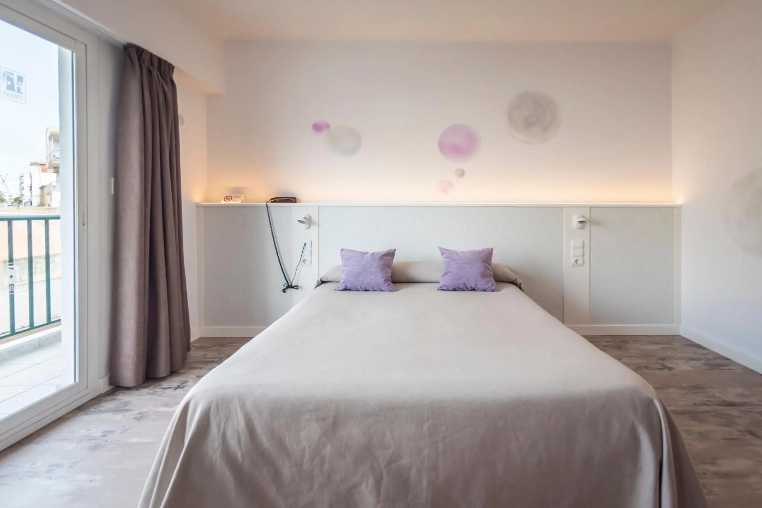 Bed in Hotel Tarba