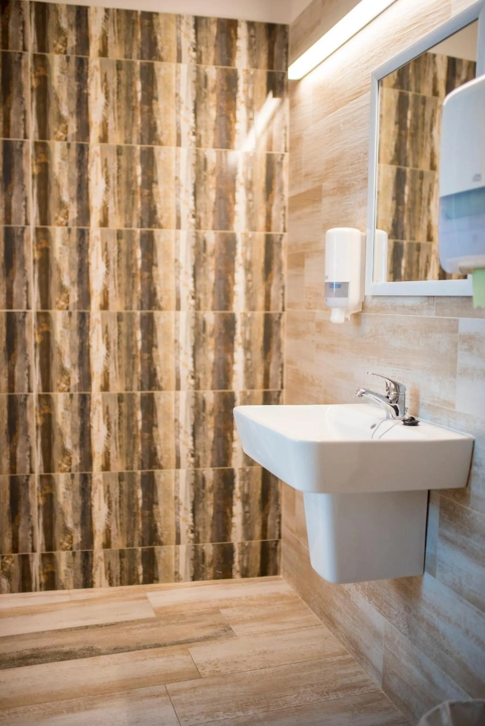 Bathroom in Hotel Tarba