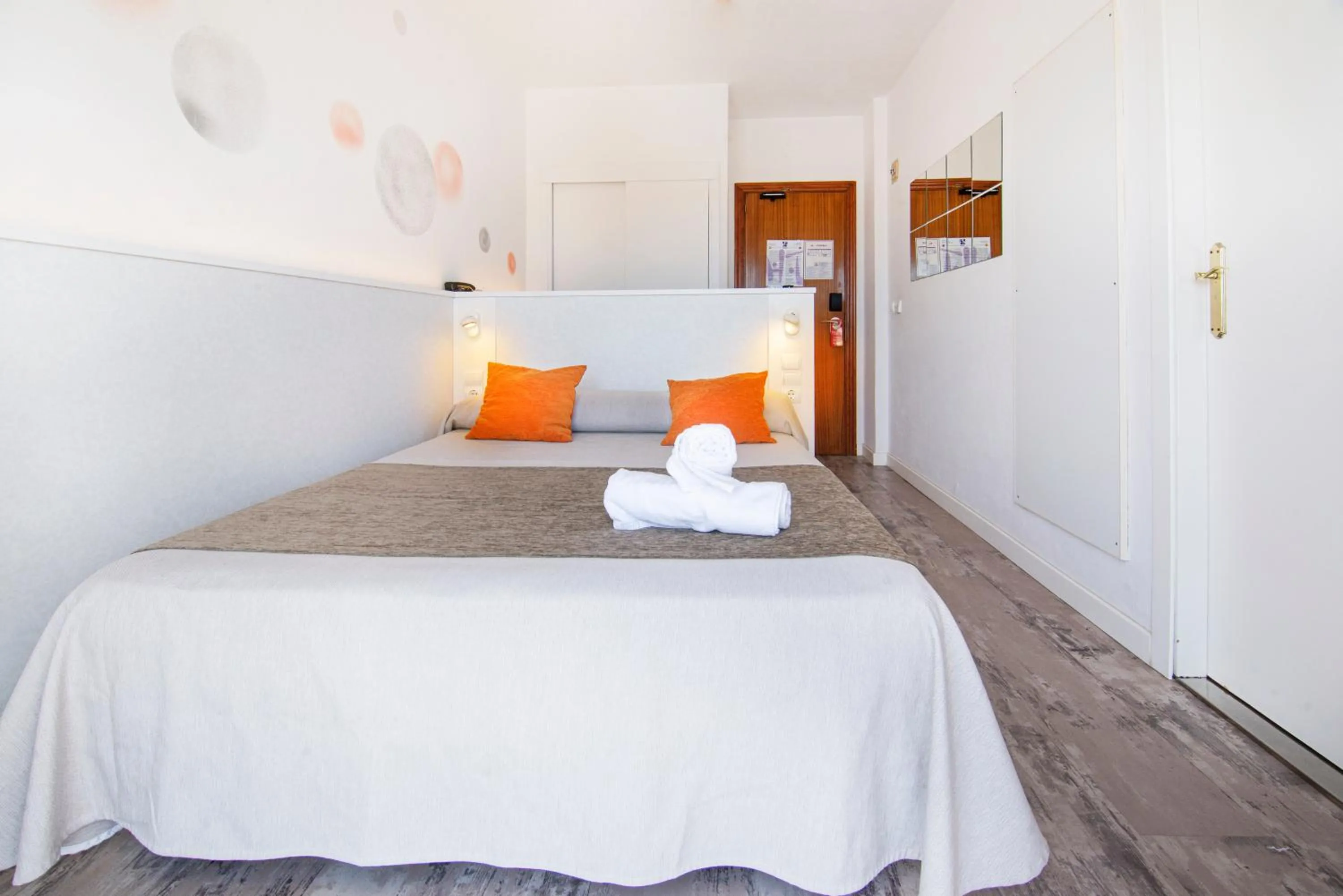 Bedroom, Bed in Hotel Tarba
