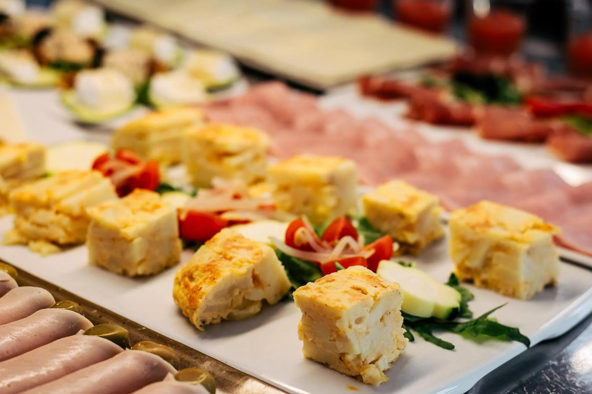 Buffet breakfast in Hotel Tarba