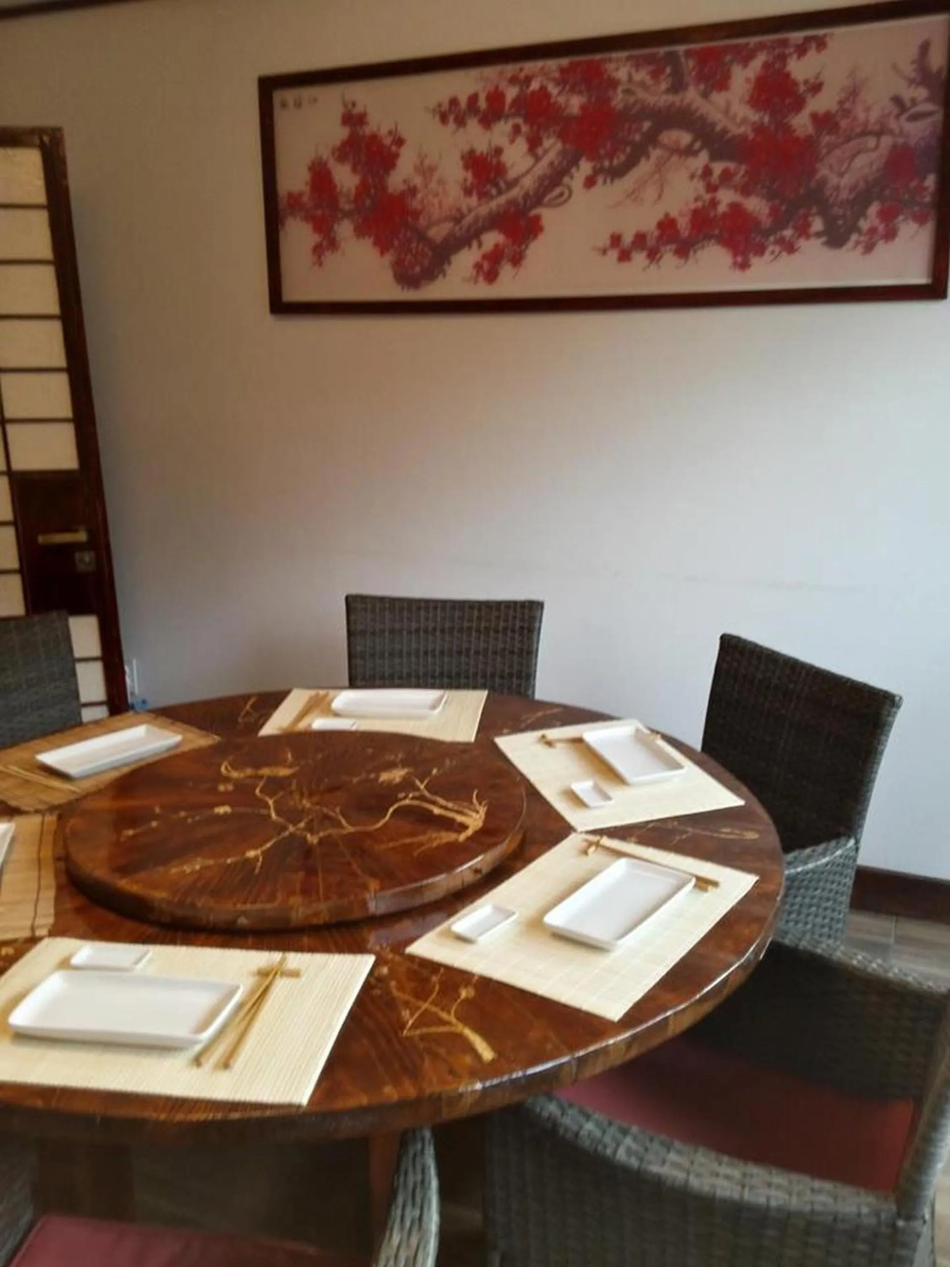 Communal kitchen in Casa Lily - Japanese Retreat