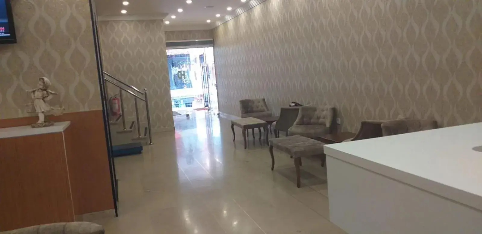 Facade/entrance in Dempa Hotel Facade/entrance in Dempa Hotel