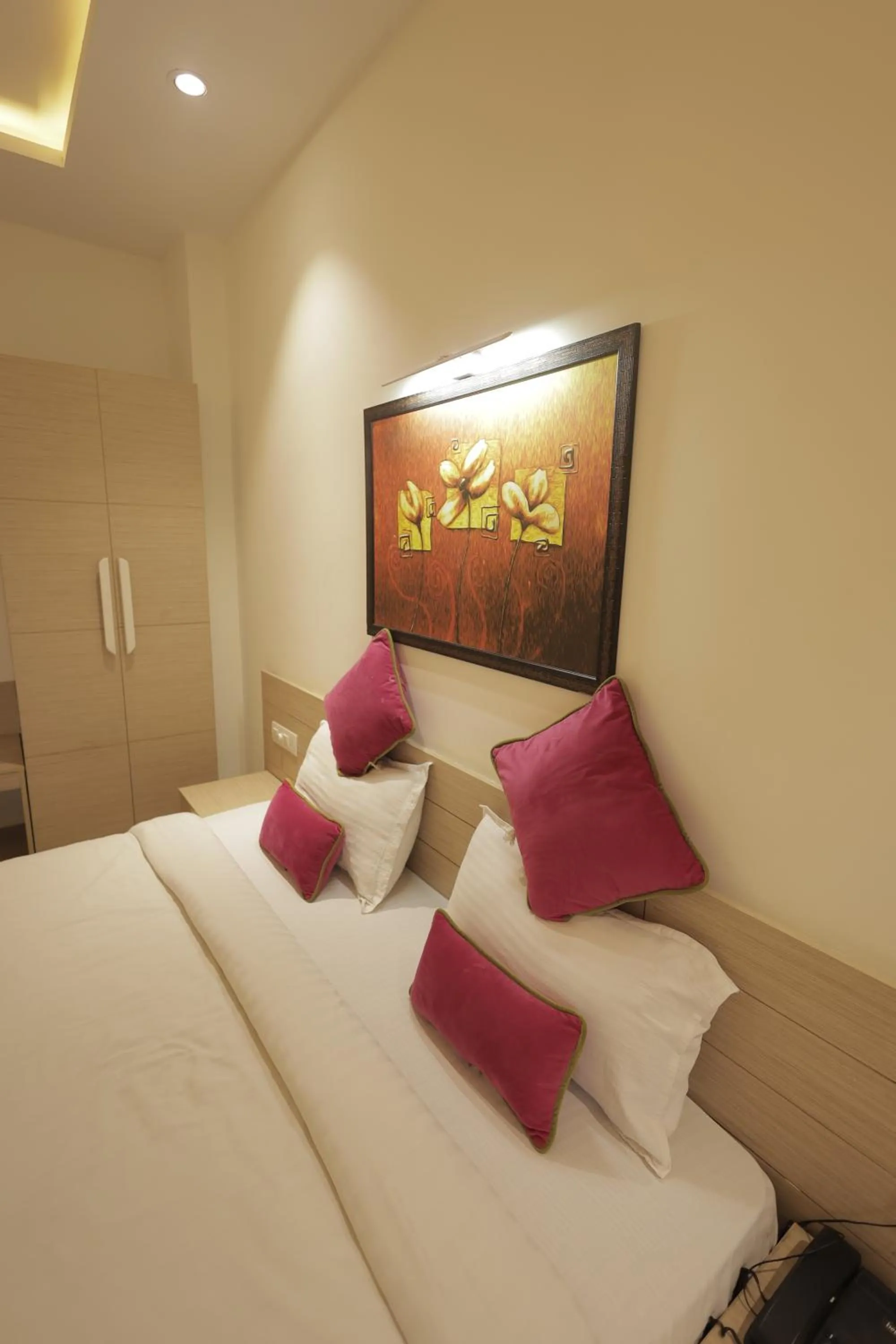 Bedroom, Bed in Hotel Grand Vasaante